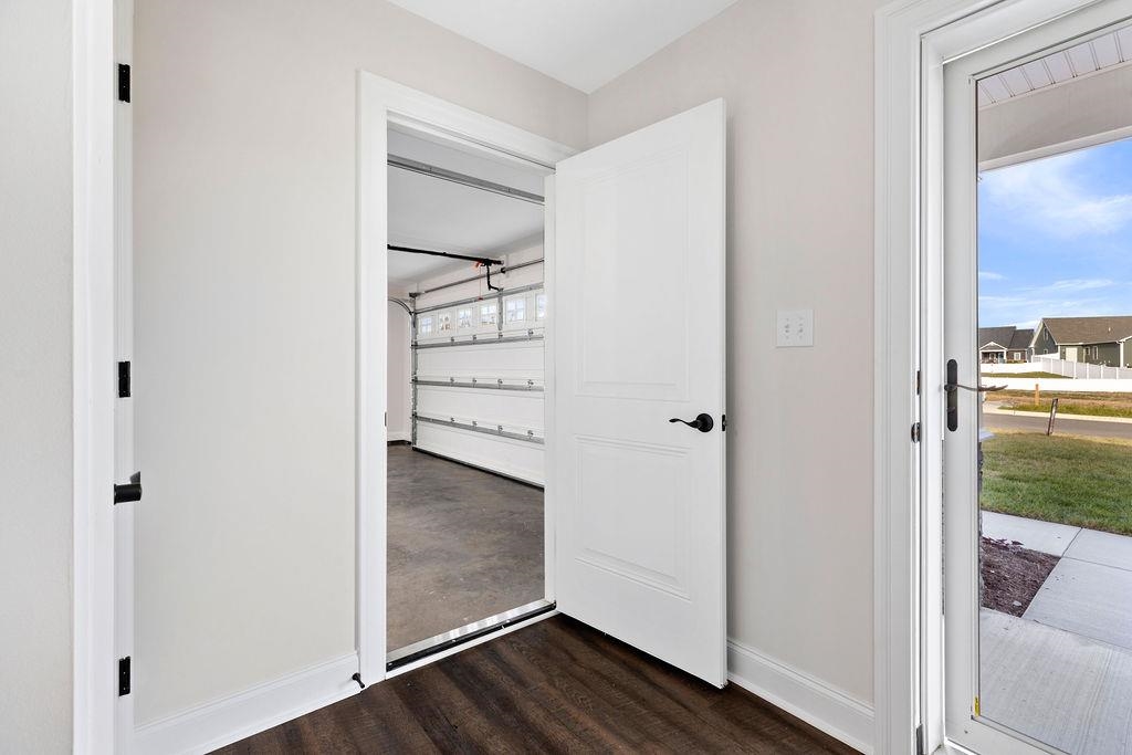 29 ALMA ANN LN