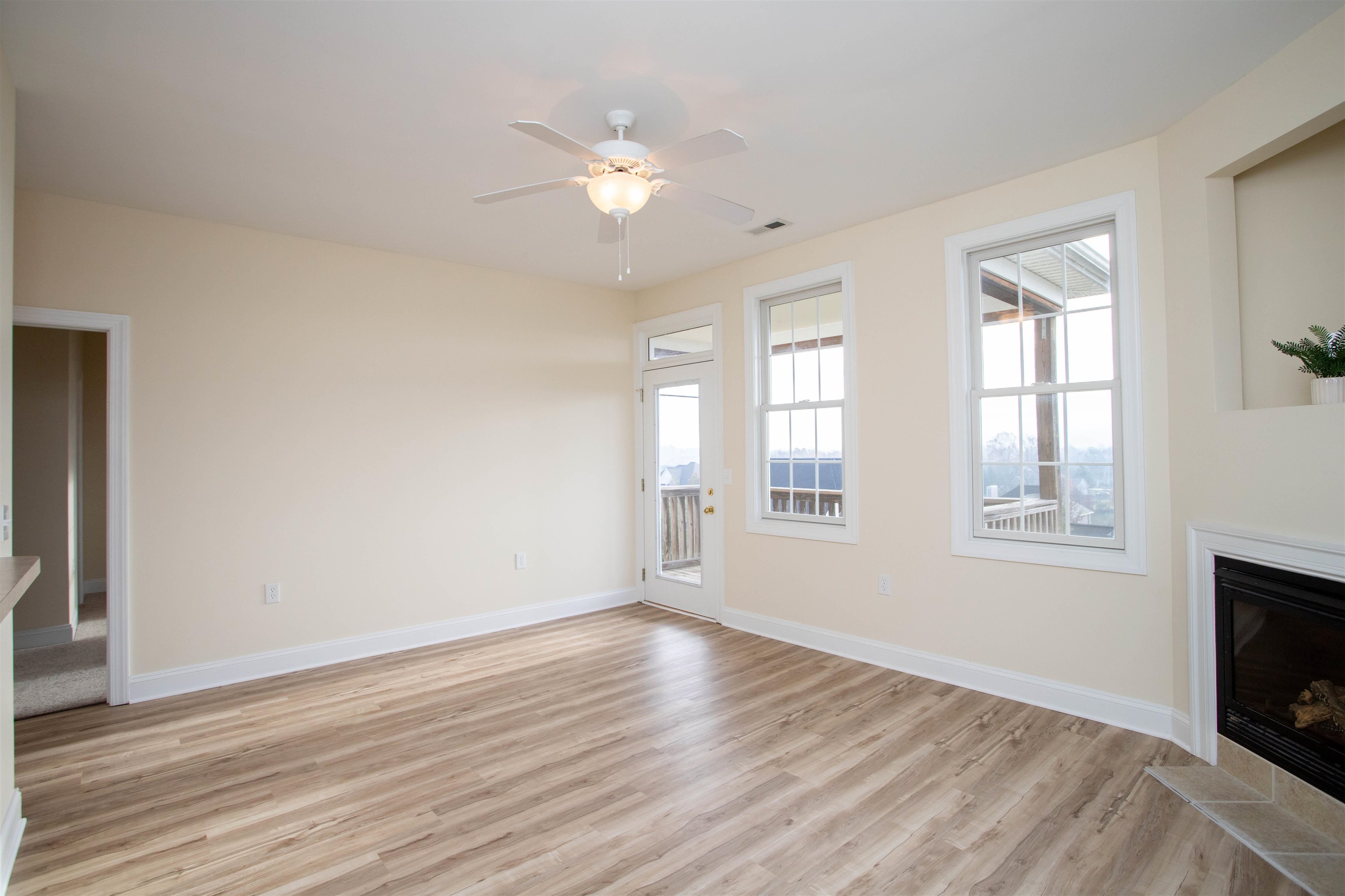 33 WINDGATE CIR Unit: 201