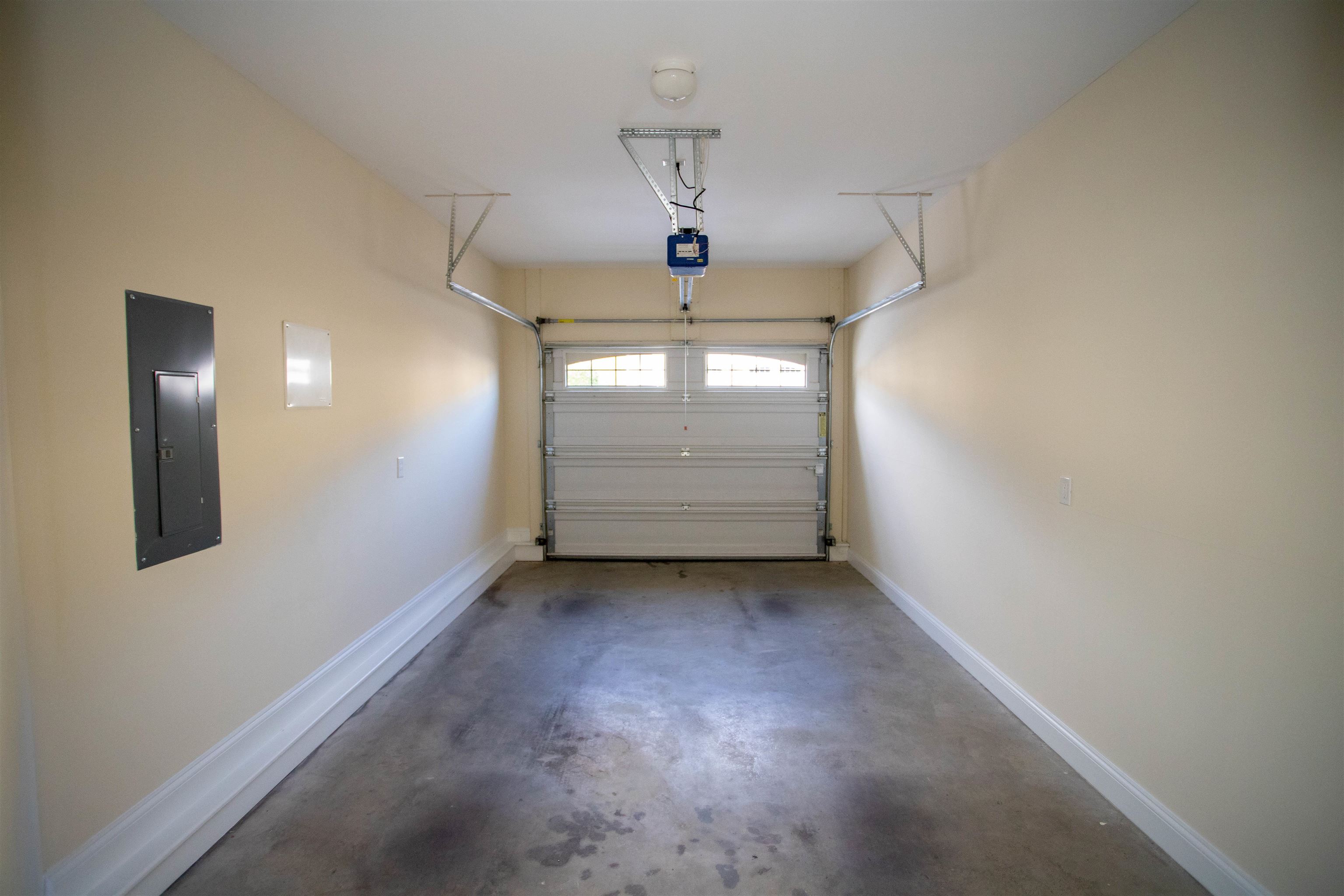 33 WINDGATE CIR Unit: 201