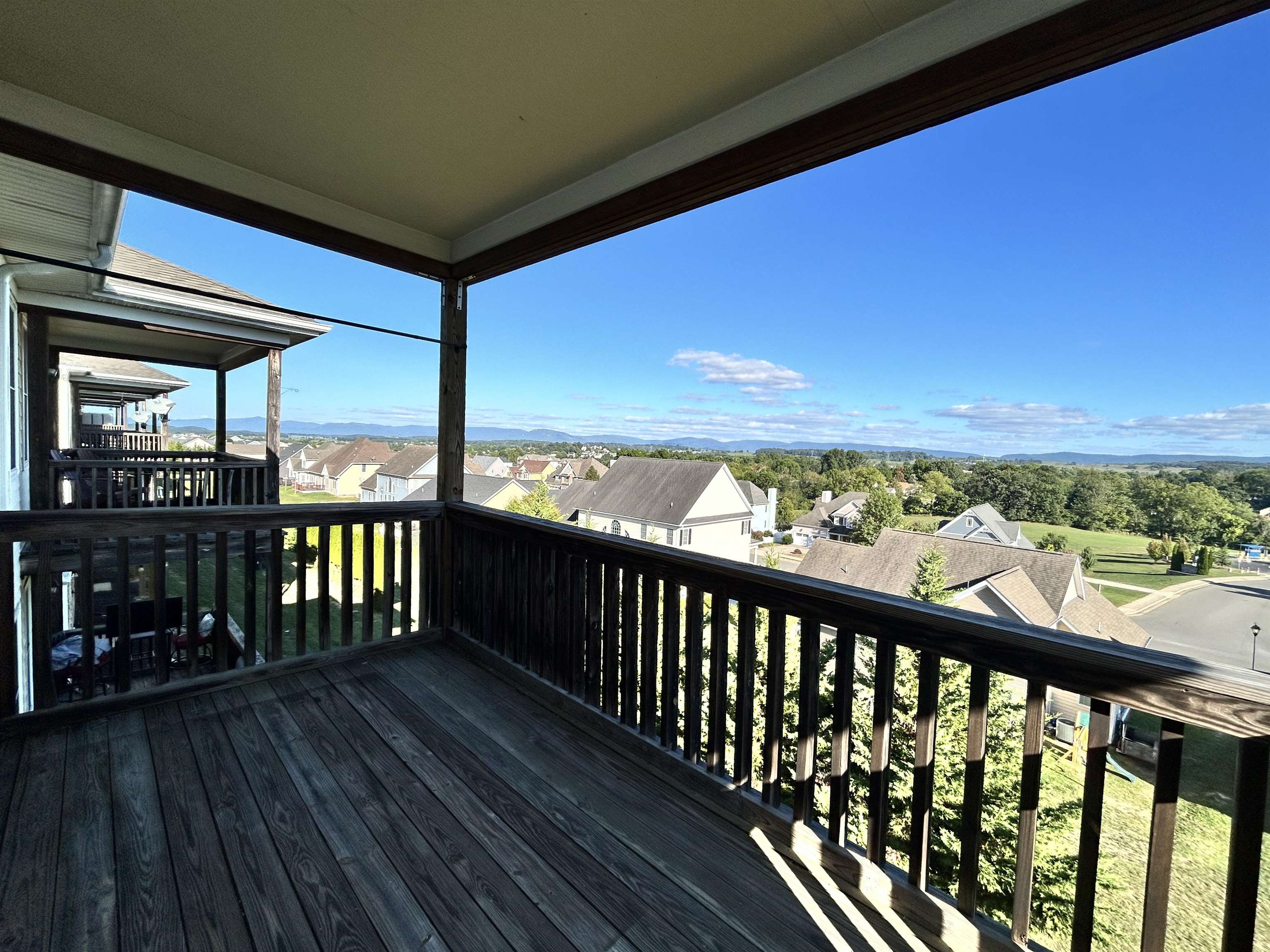 33 WINDGATE CIR Unit: 201