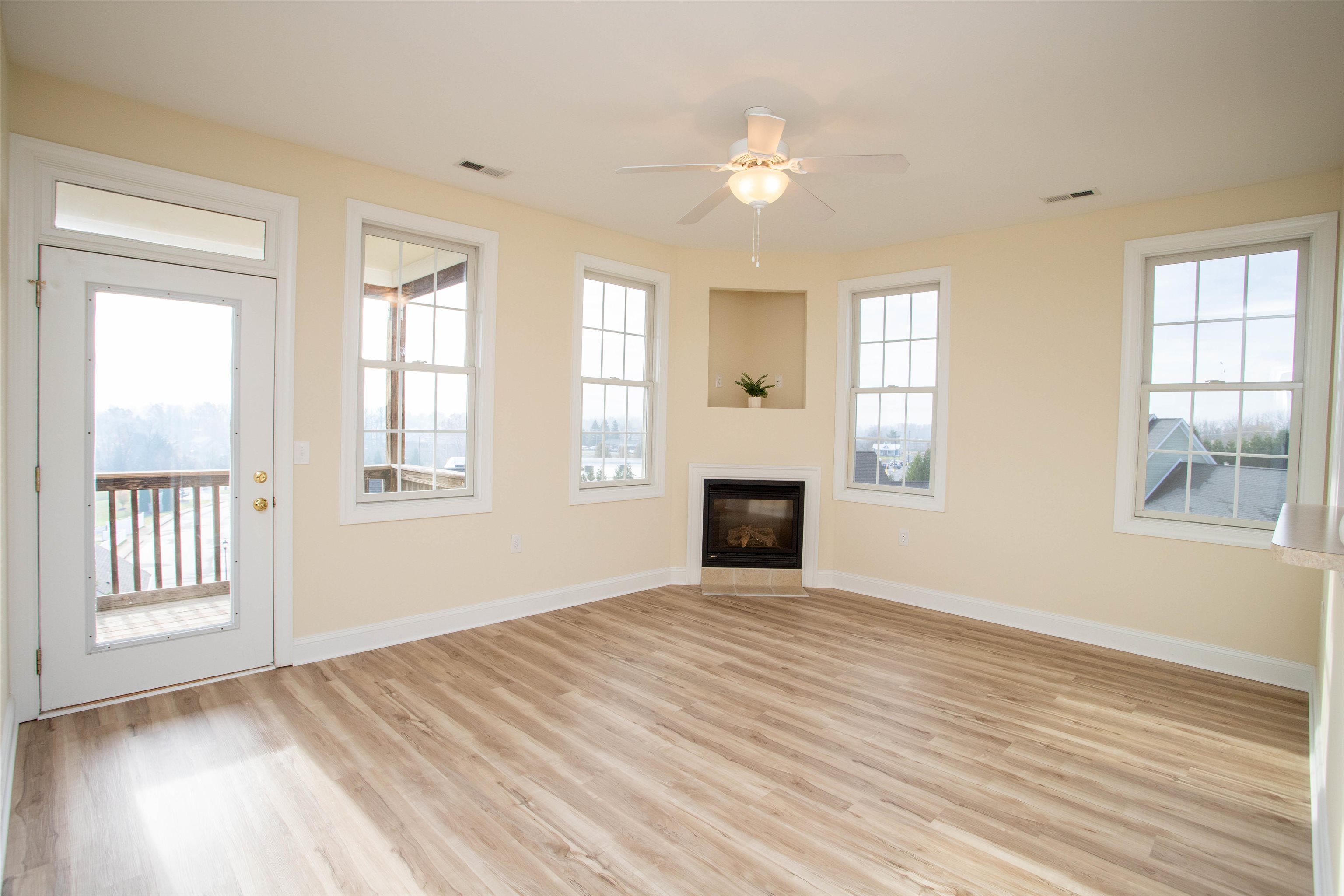 33 WINDGATE CIR Unit: 201