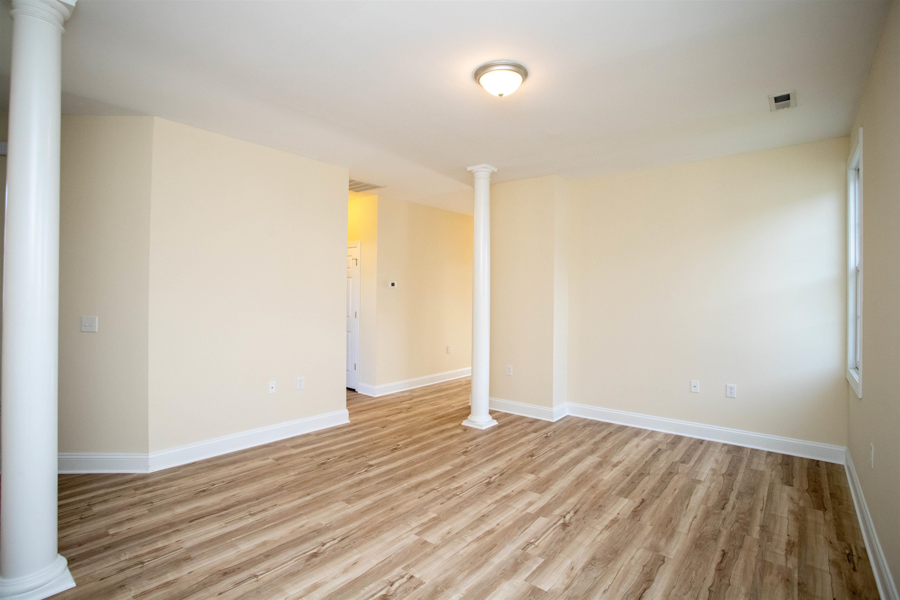 33 WINDGATE CIR Unit: 201