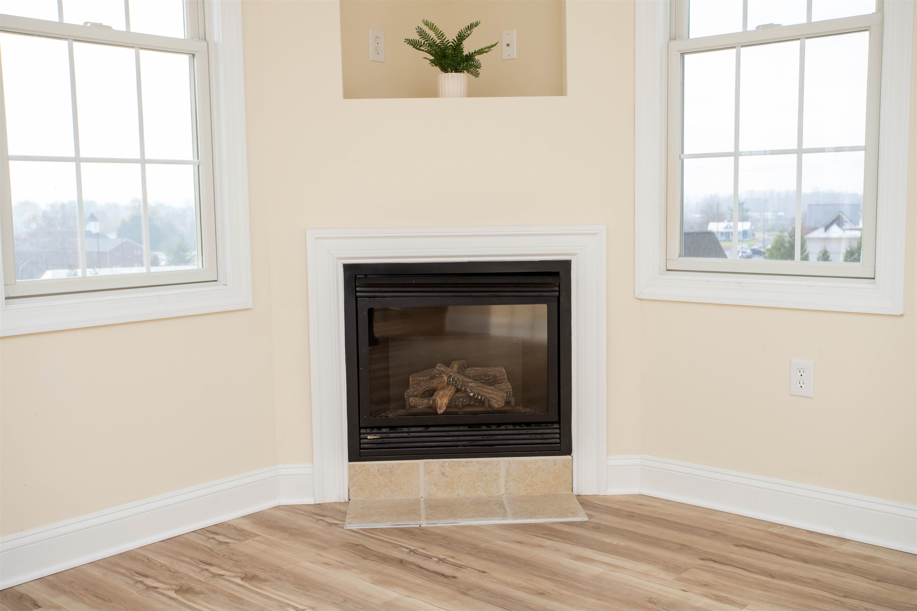 33 WINDGATE CIR Unit: 201