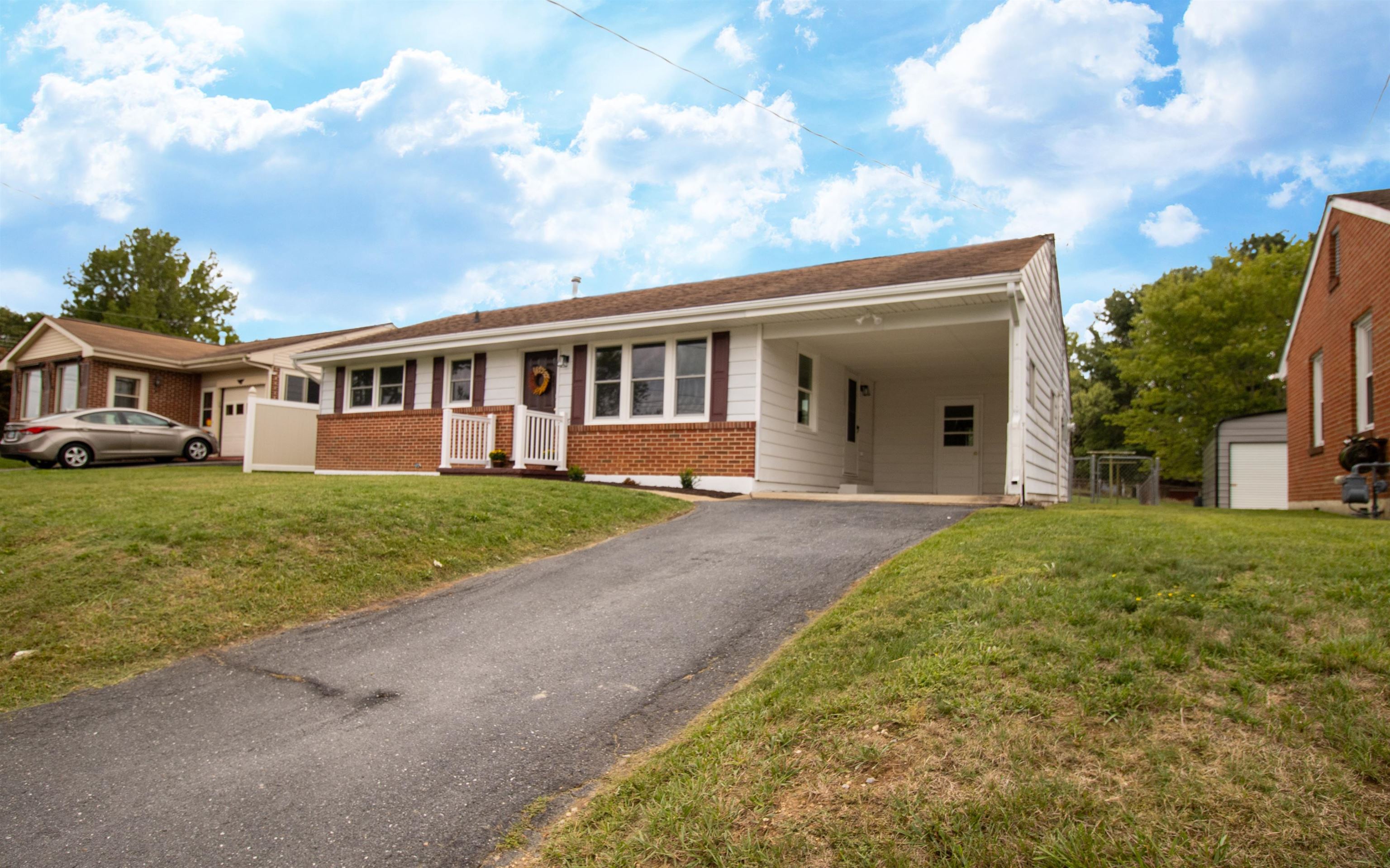 2406 PARK HILL RD