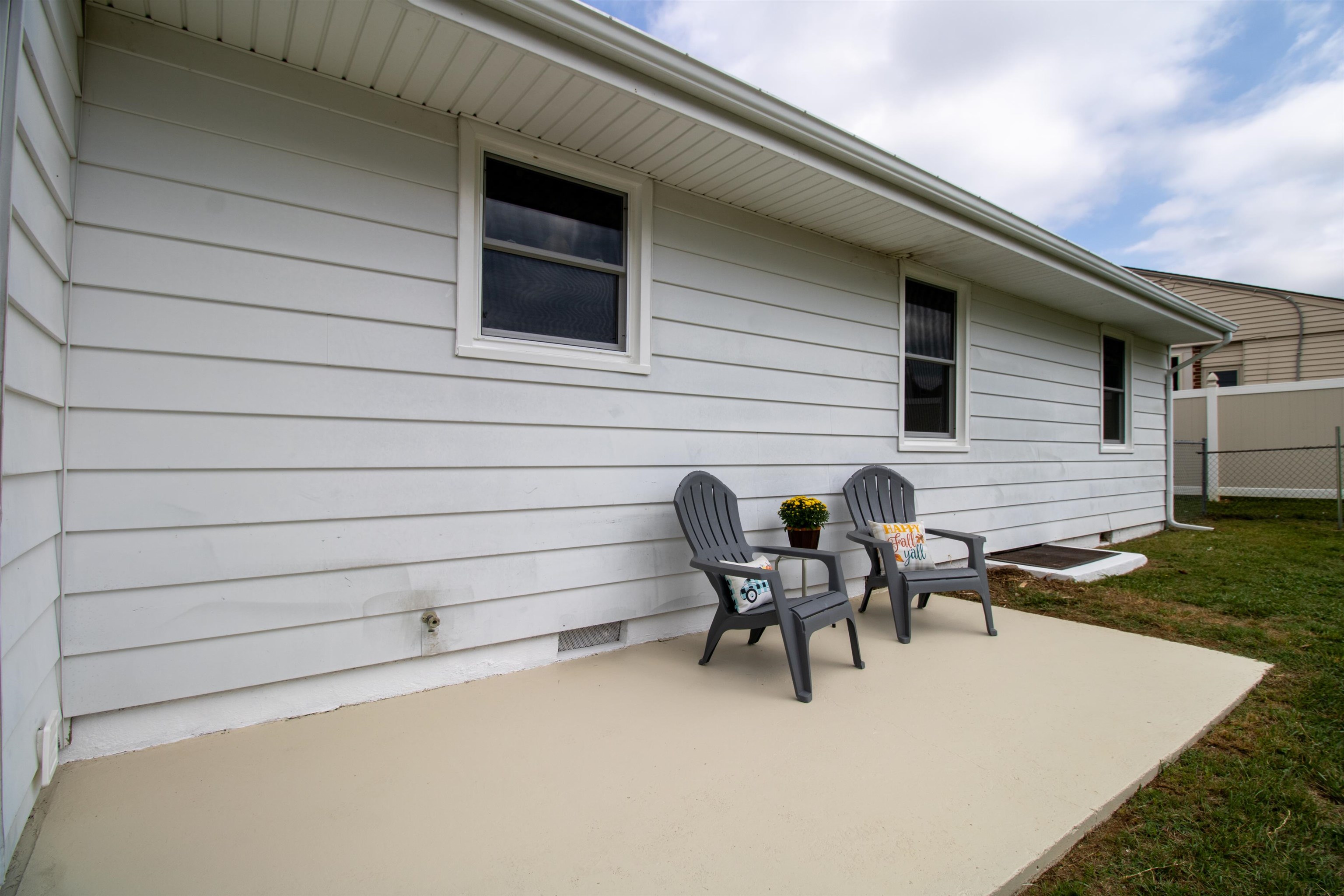 2406 PARK HILL RD
