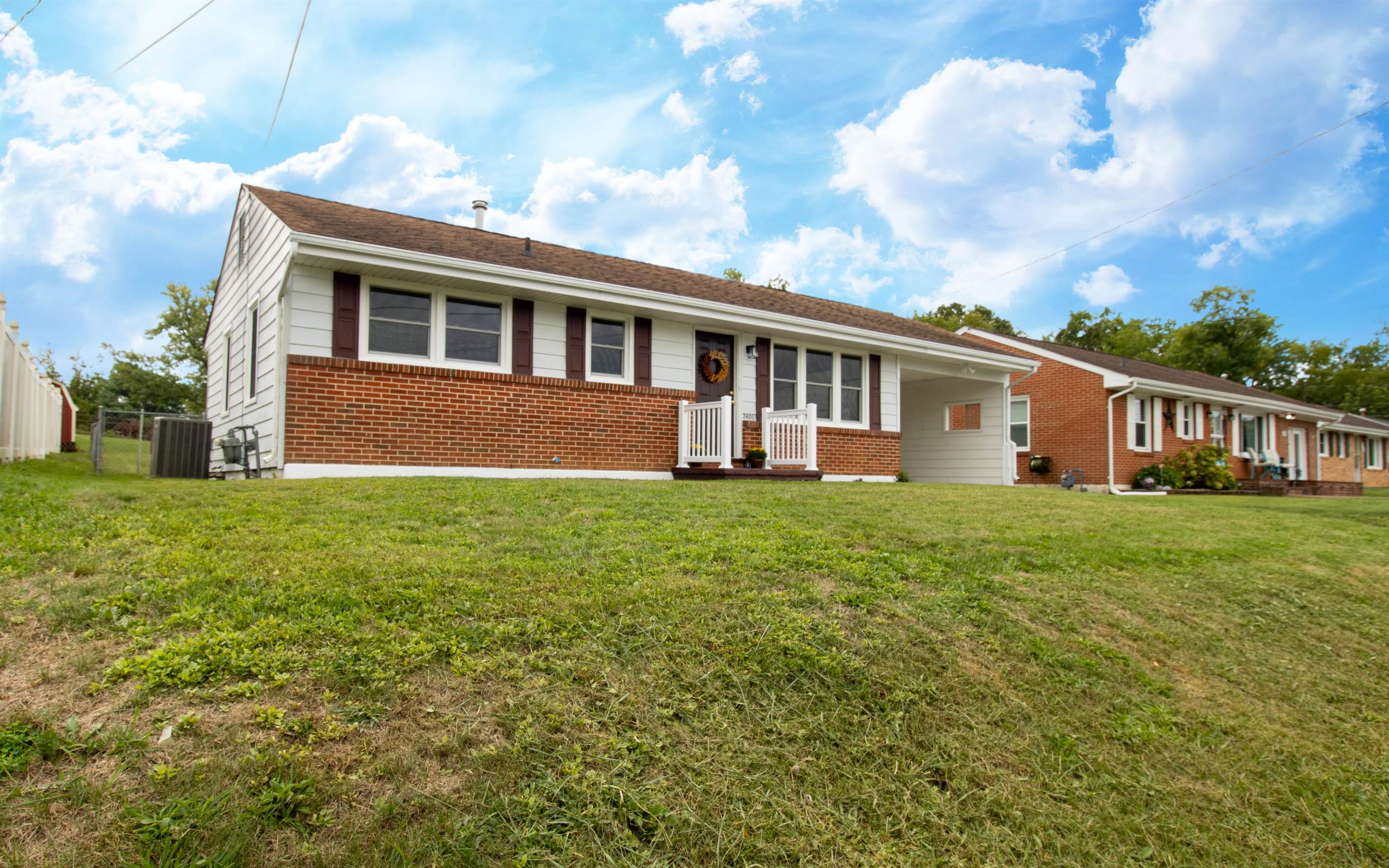 2406 PARK HILL RD
