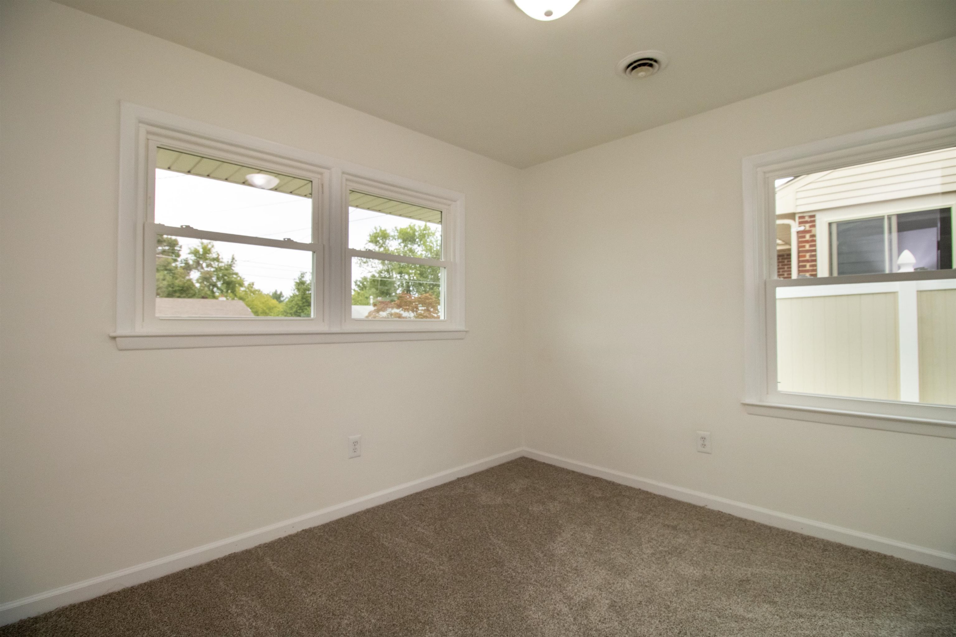 2406 PARK HILL RD