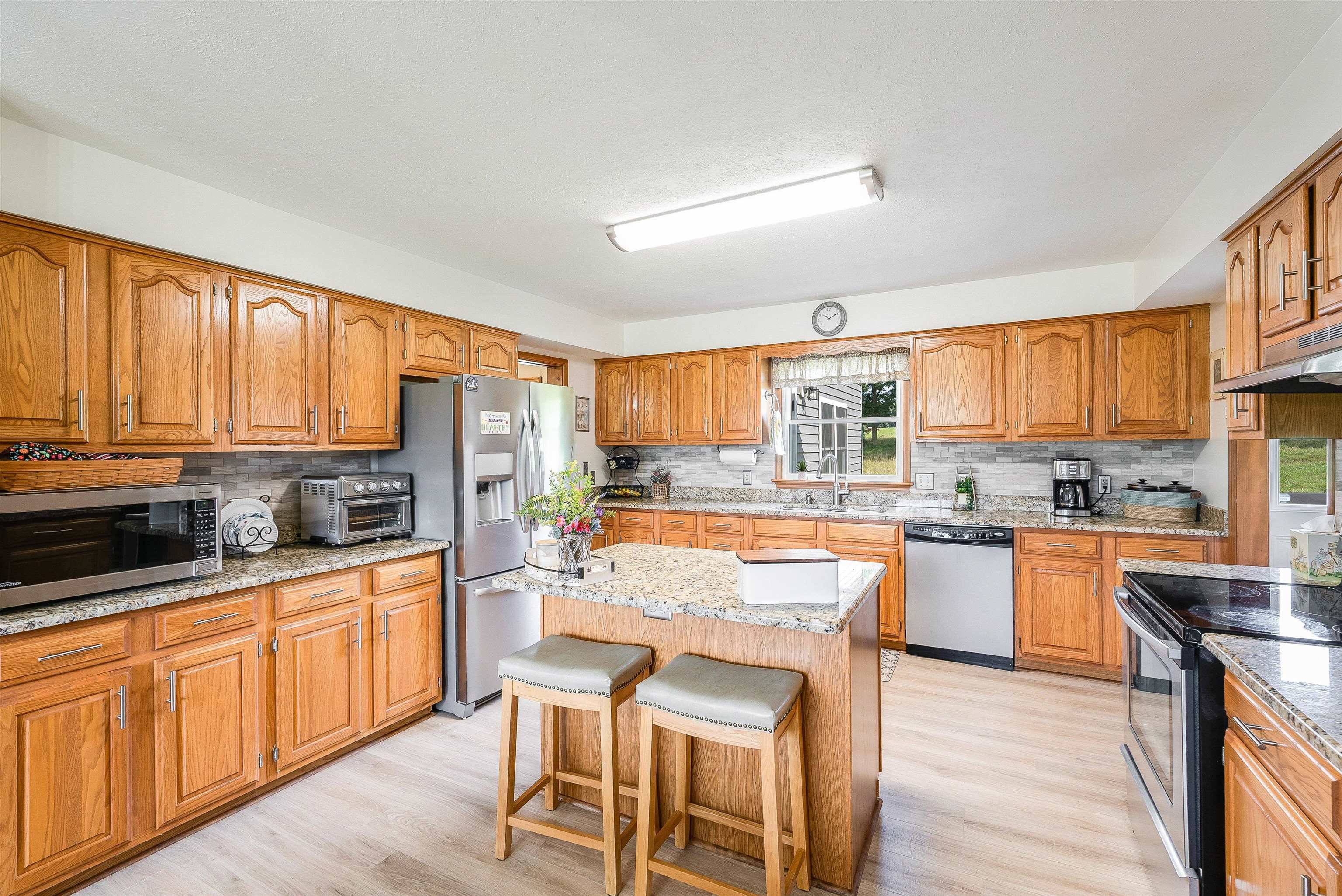 1076 PATTERSON MILL RD