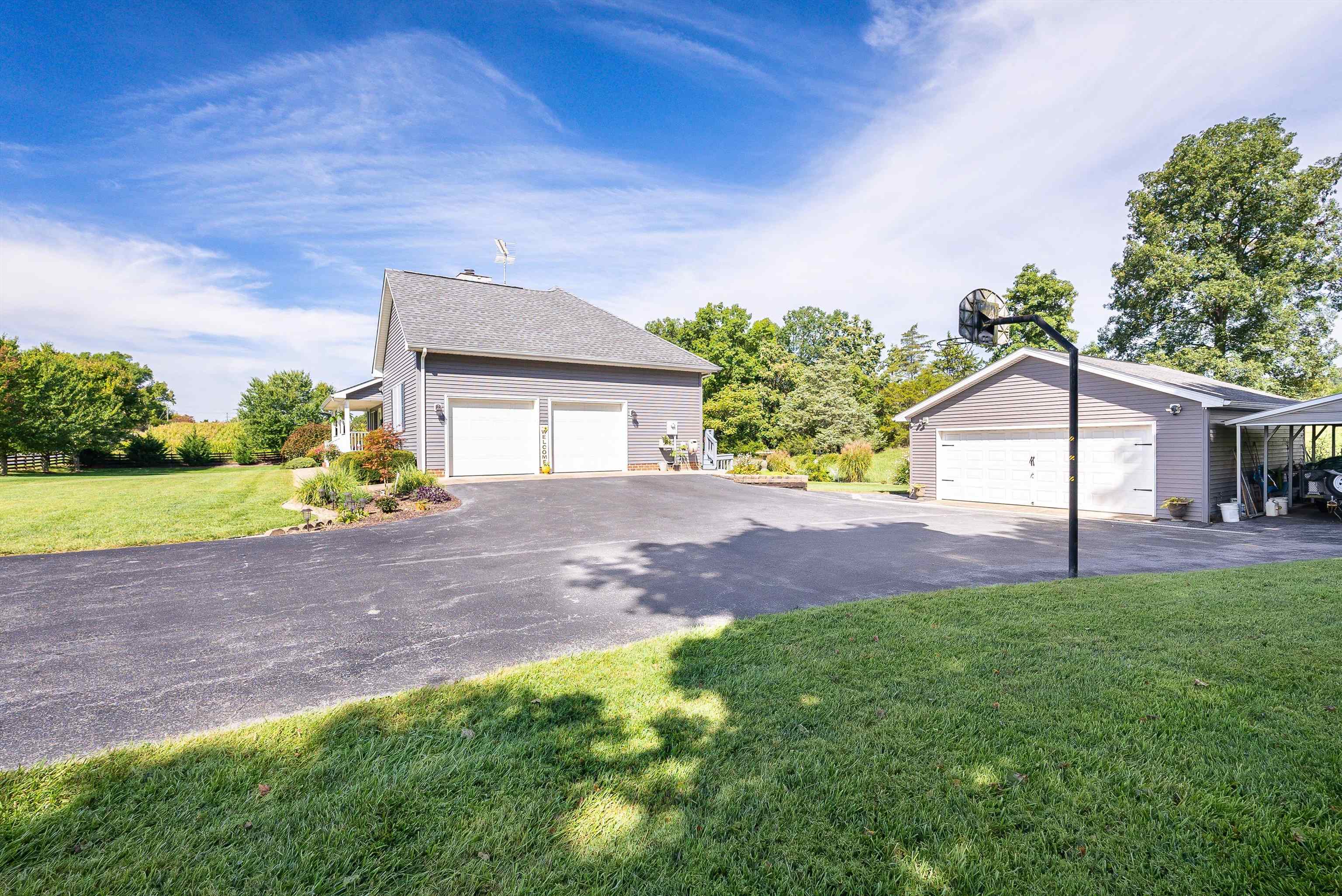 1076 PATTERSON MILL RD