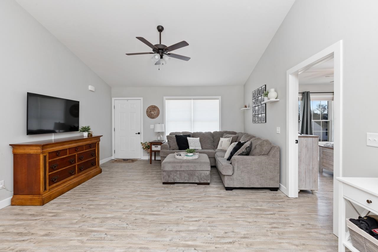 2330 WHITESTONE DR