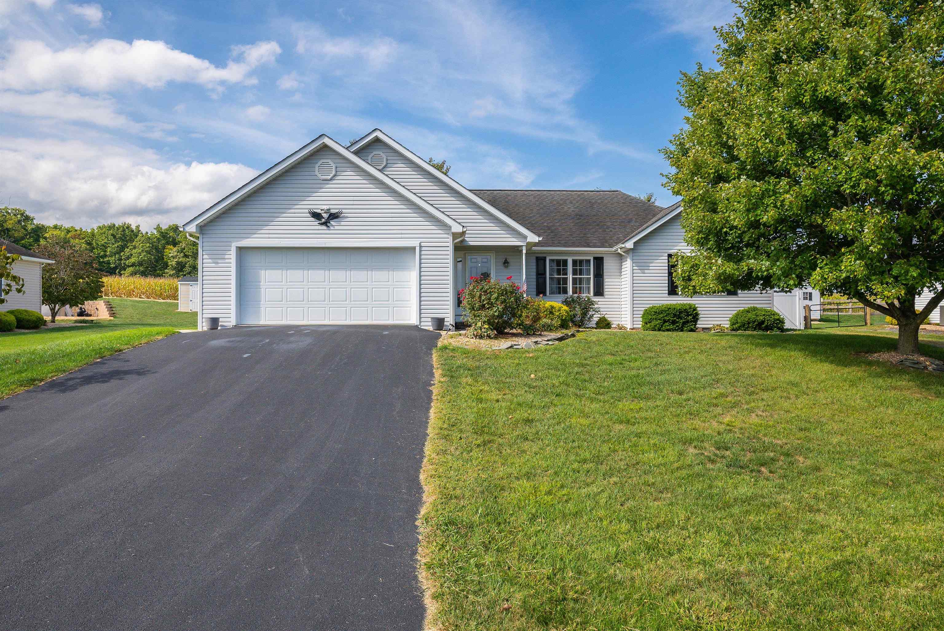 100 FALL RIDGE DR