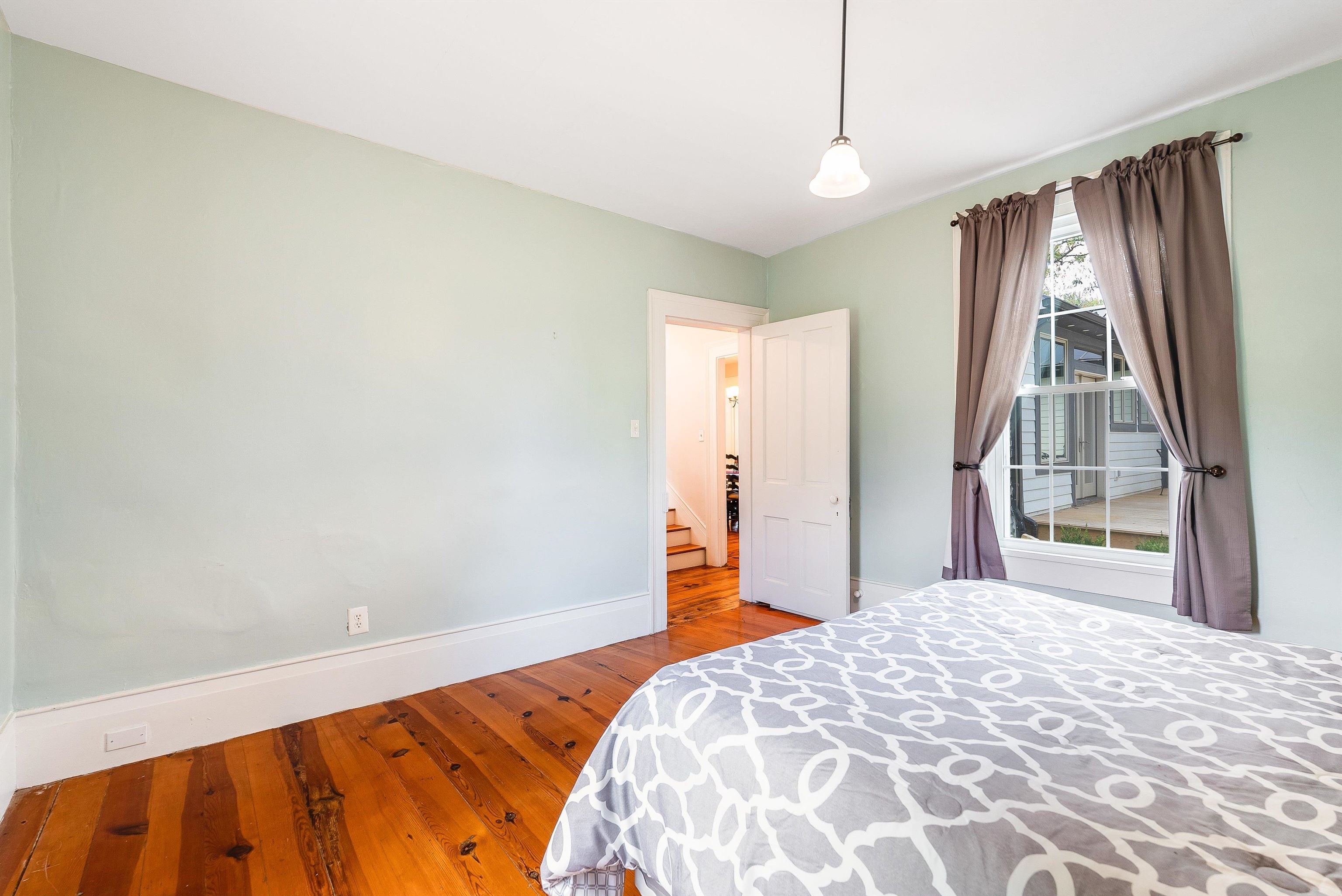 19 MT HERMON RD
