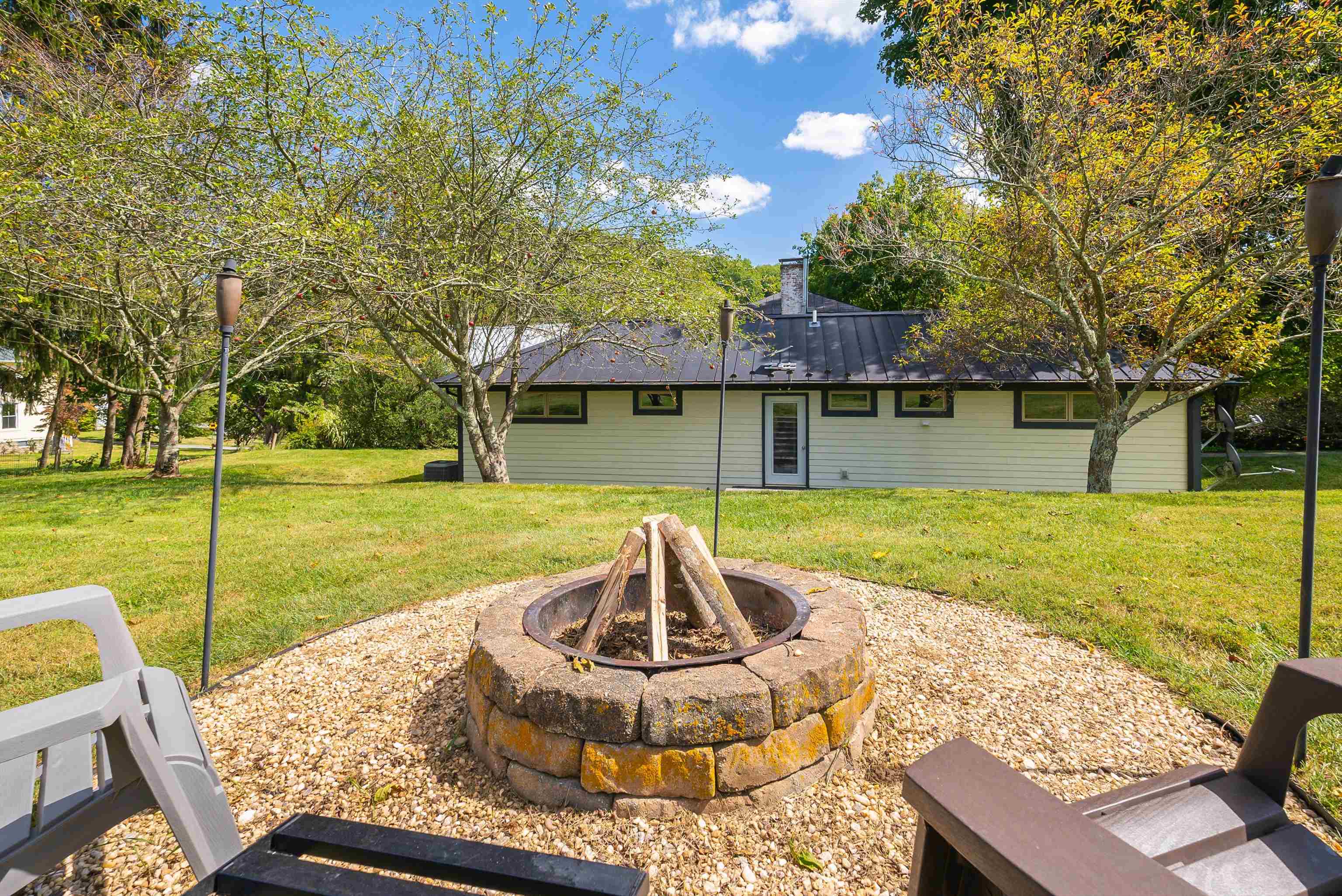 19 MT HERMON RD