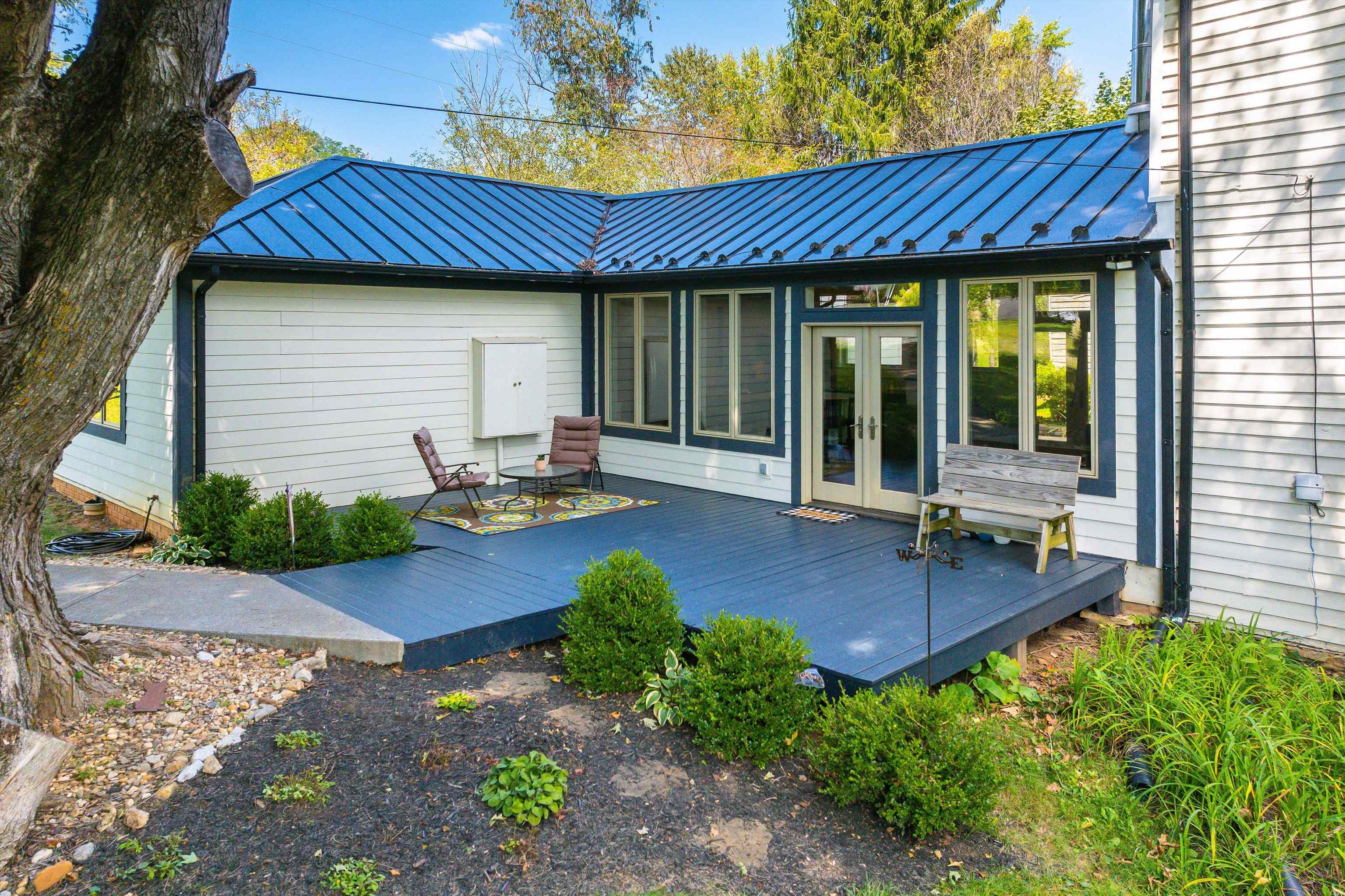 19 MT HERMON RD