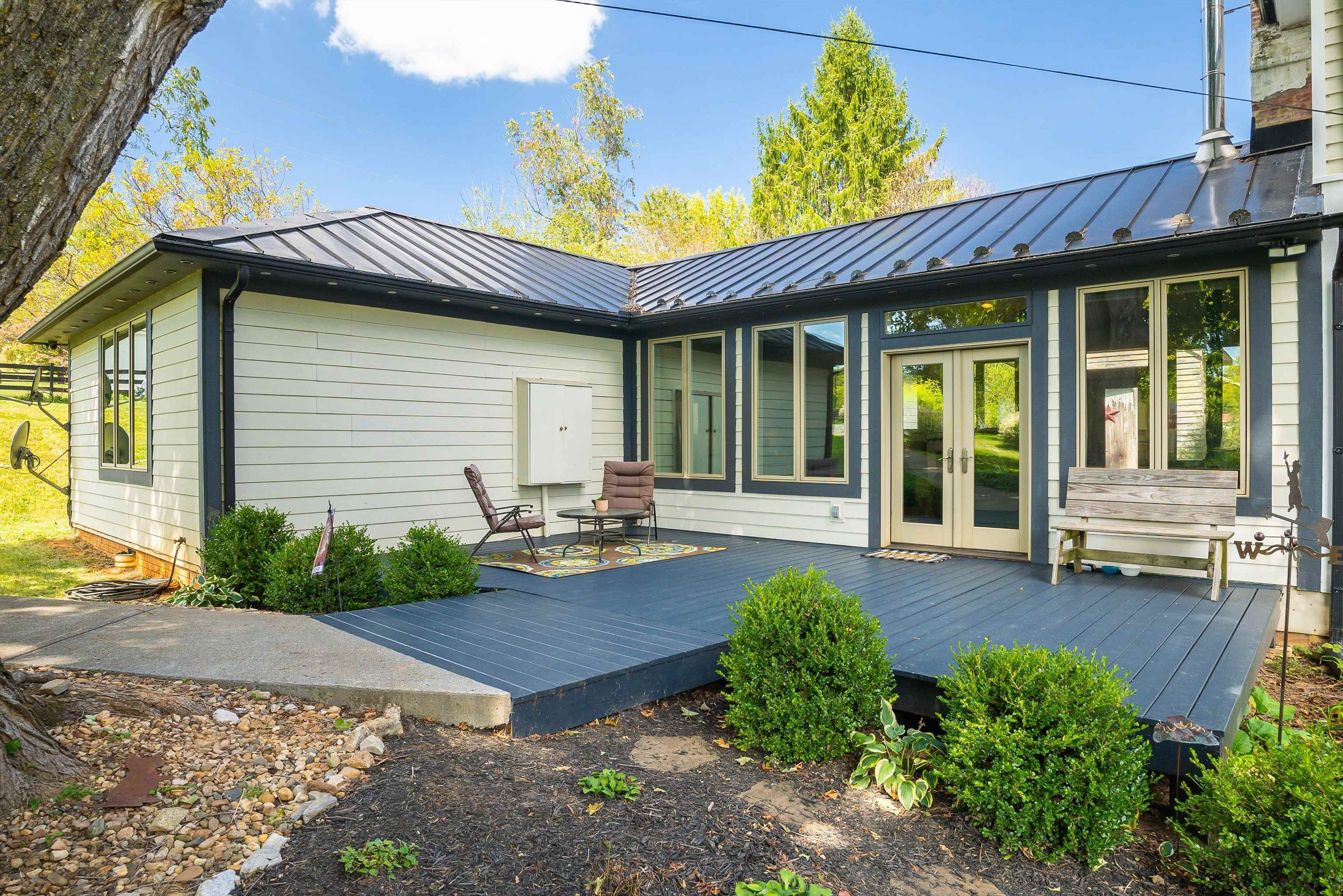 19 MT HERMON RD