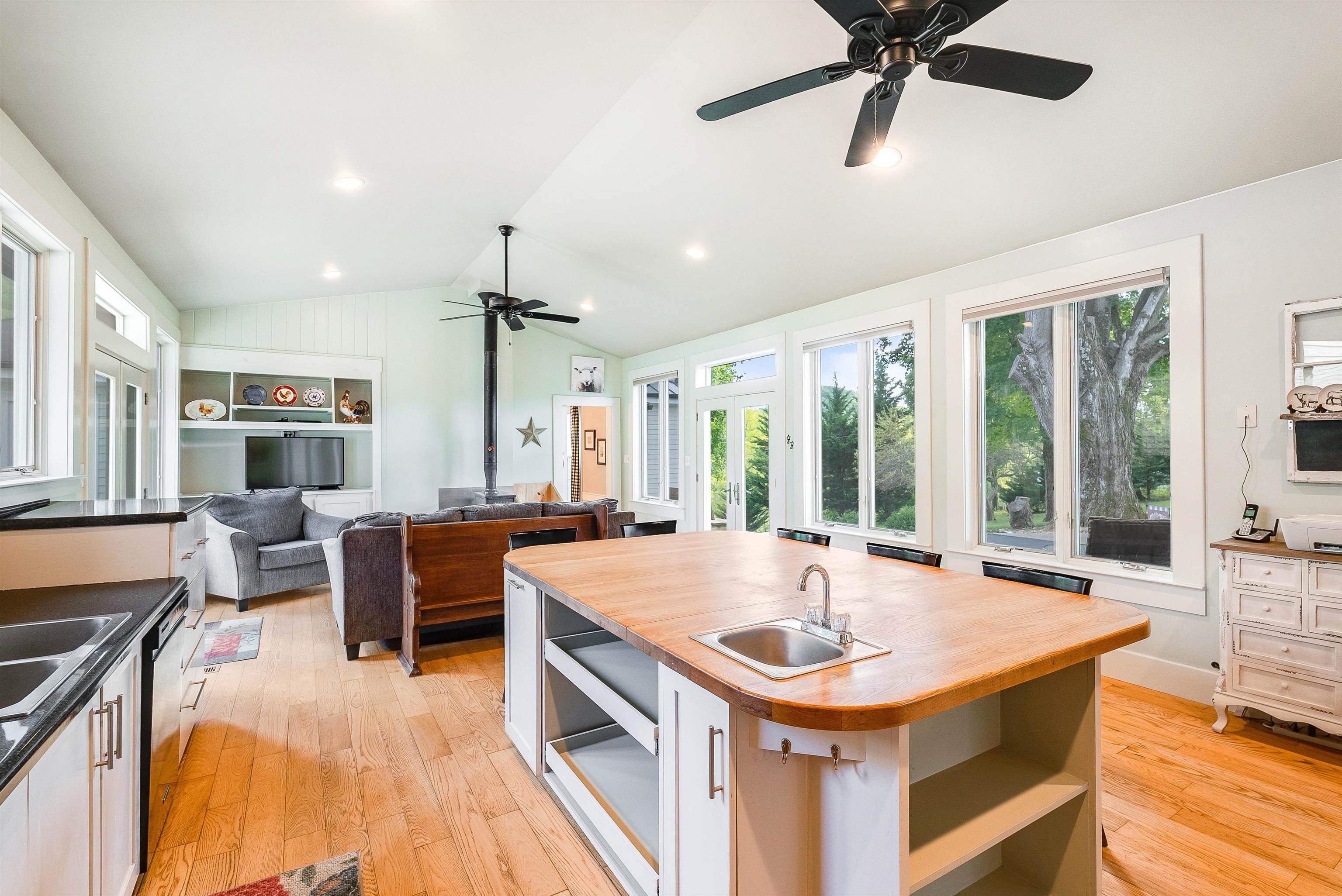 19 MT HERMON RD