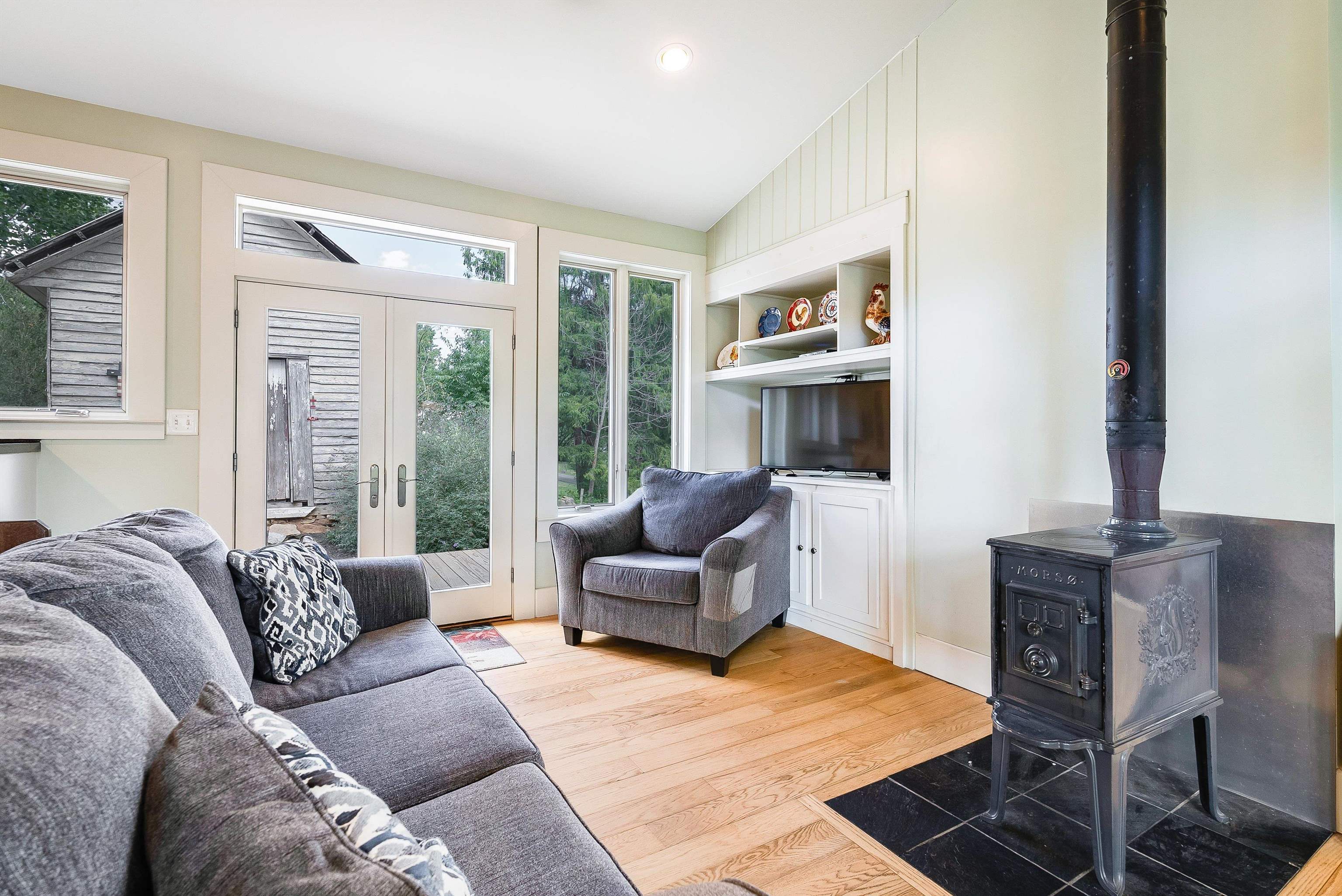 19 MT HERMON RD