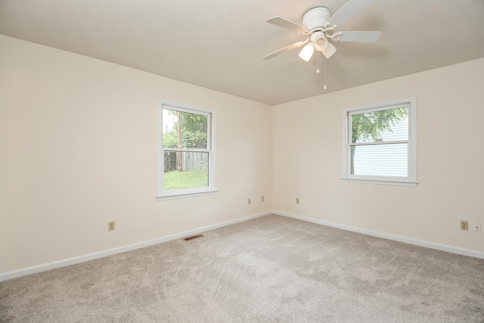817 MAPLE AVE