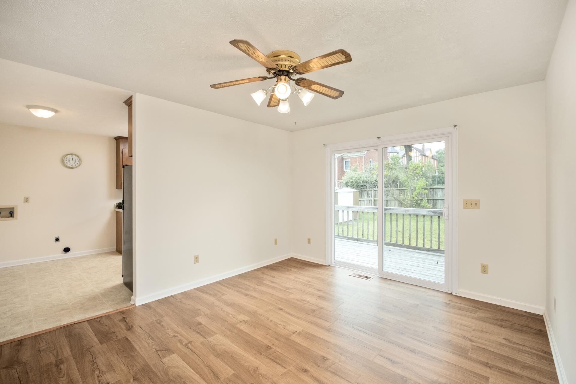 817 MAPLE AVE