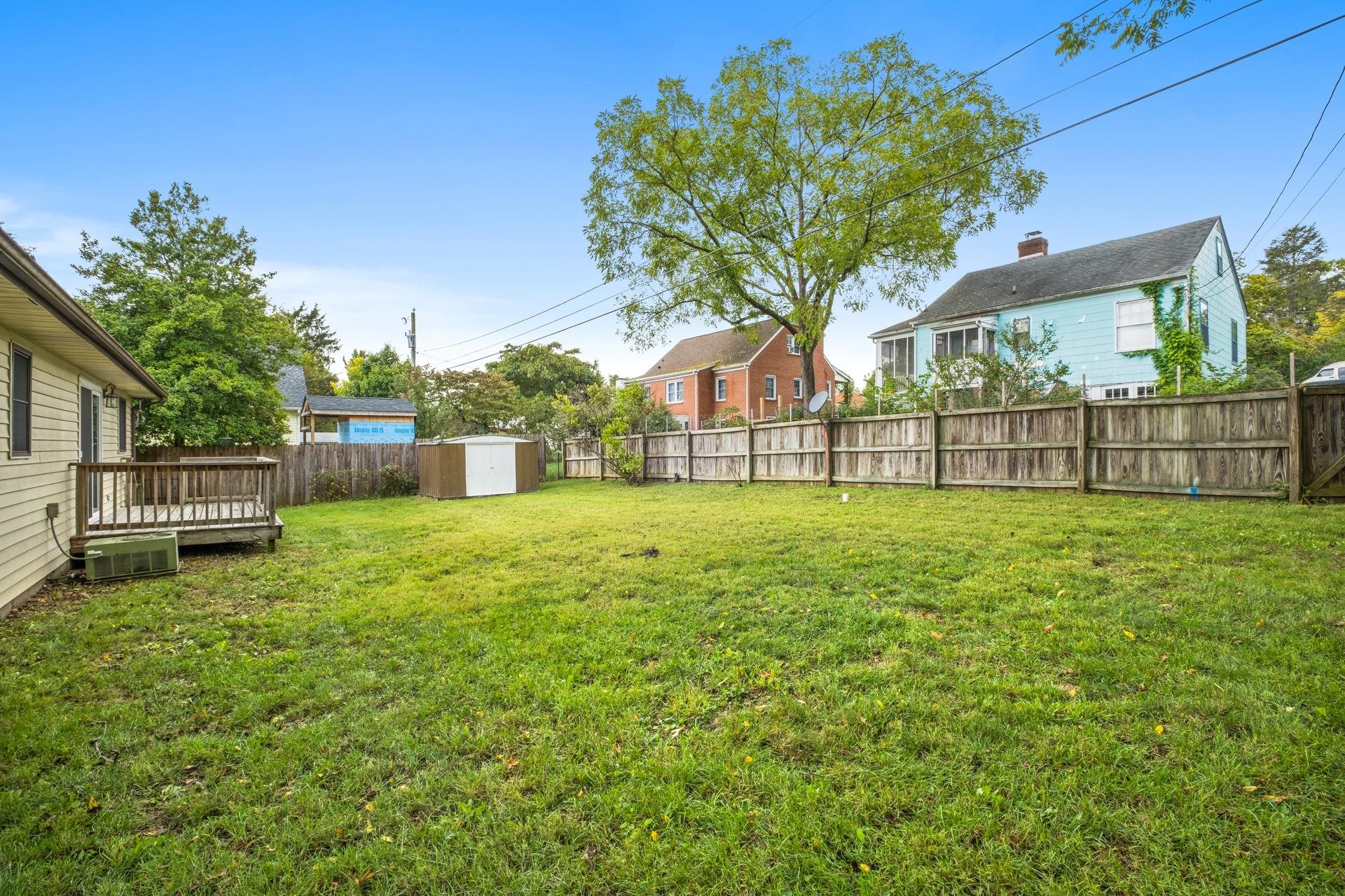 817 MAPLE AVE