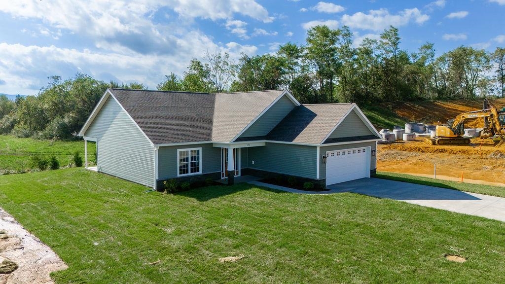 194 LANGLEY DR