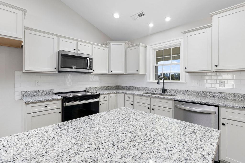 194 LANGLEY DR