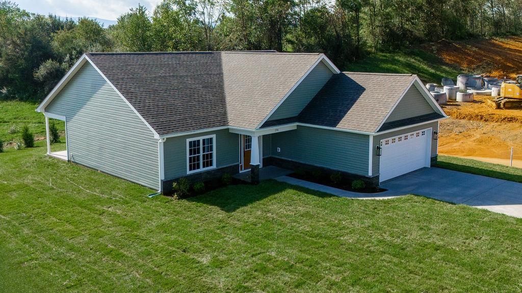 194 LANGLEY DR