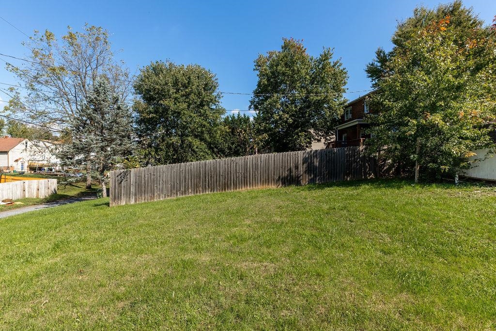 105 HEMLOCK ST
