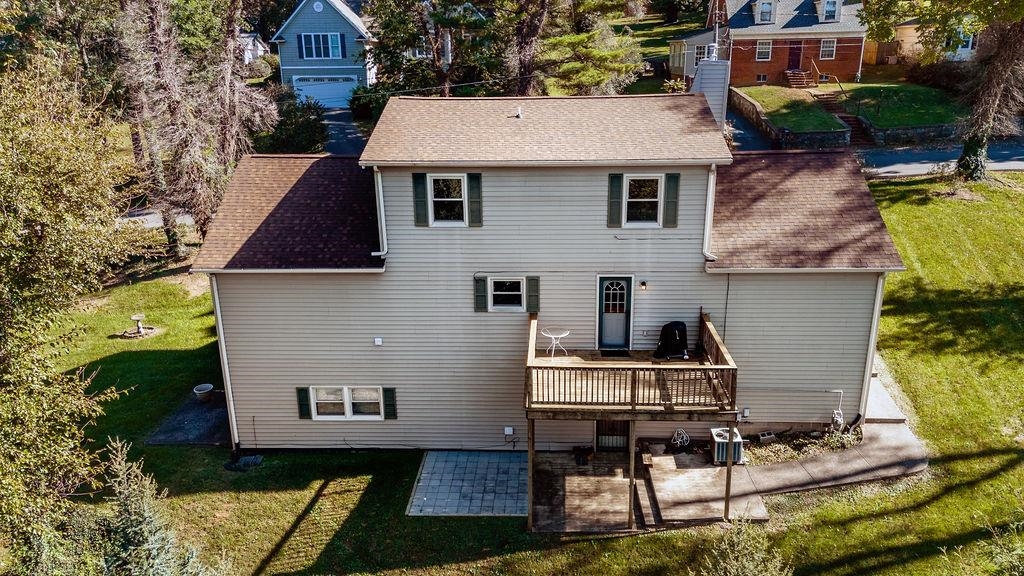 820 MT ELLIOT AVE