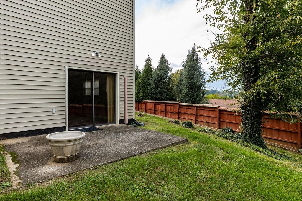 820 MT ELLIOT AVE
