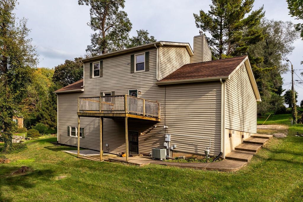 820 MT ELLIOT AVE