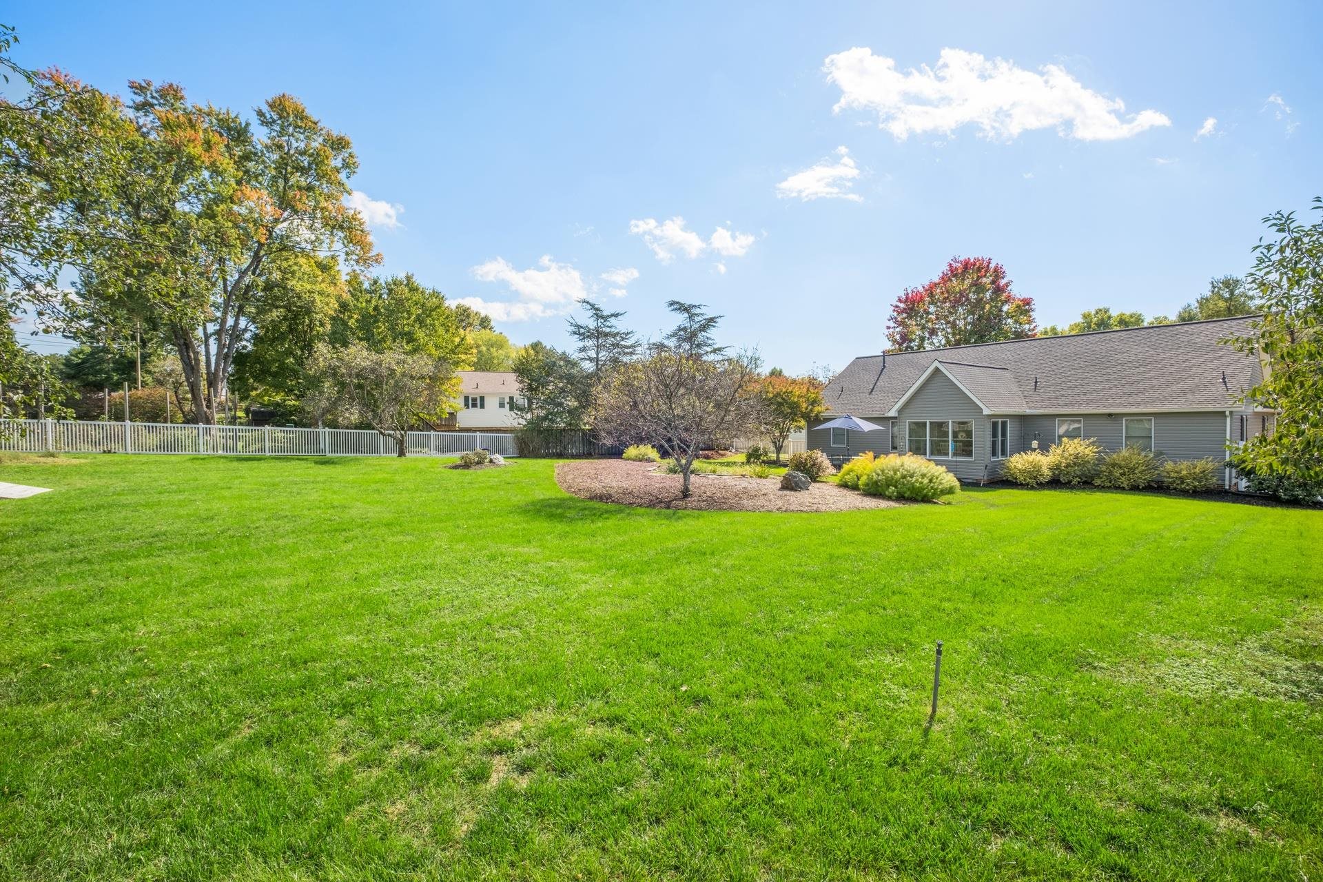 2404 DAVIS RD