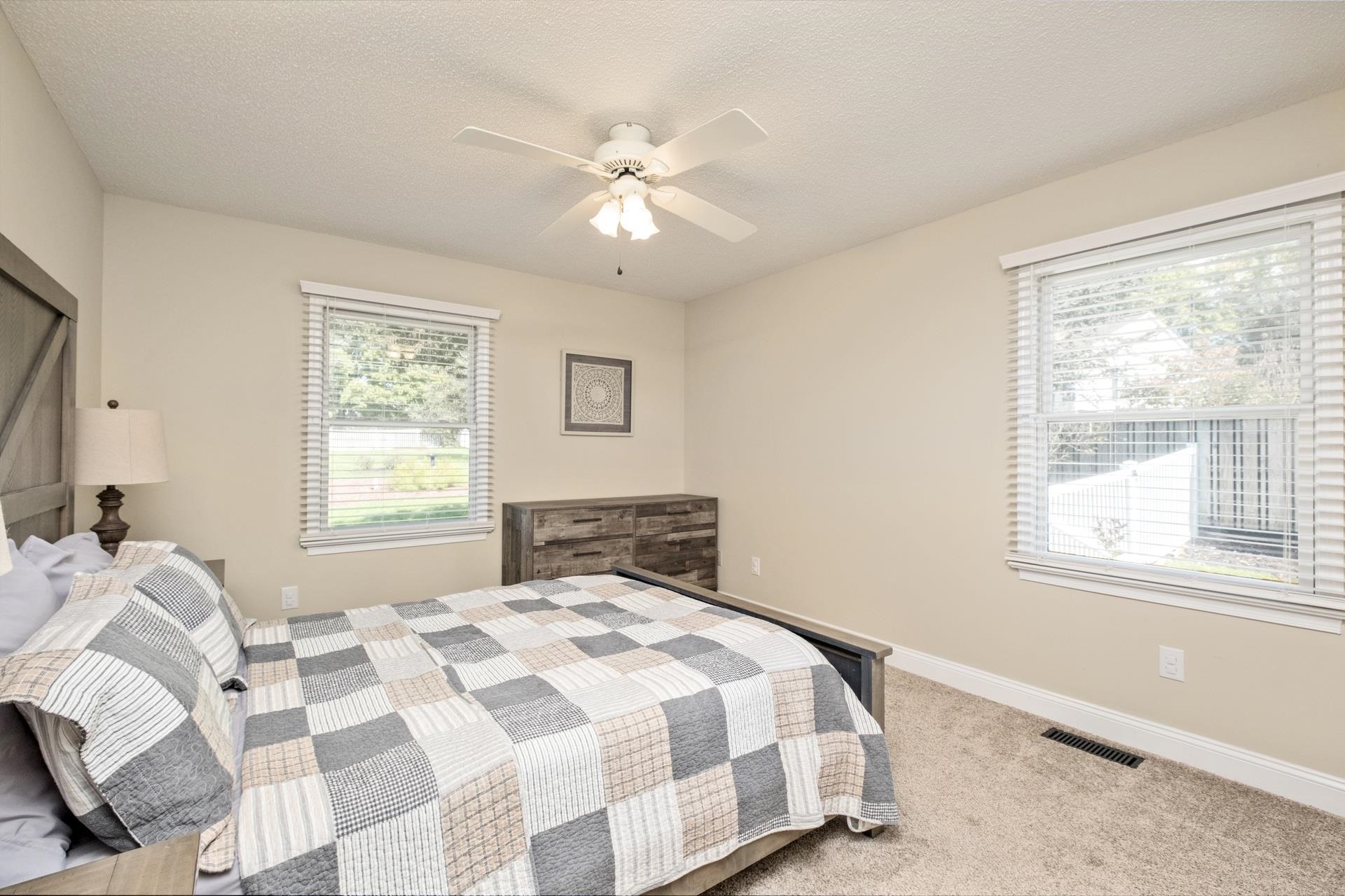 2404 DAVIS RD