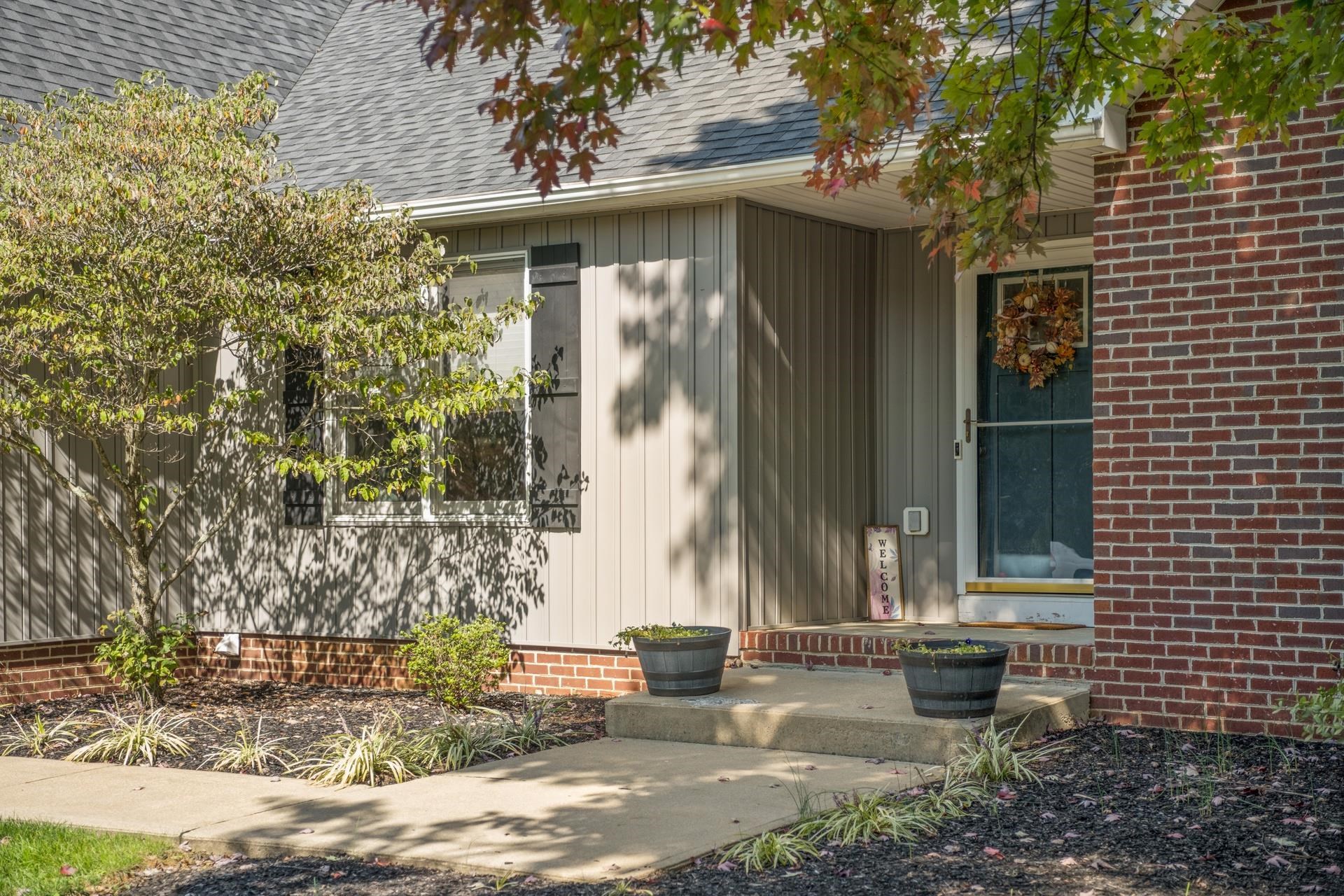 2404 DAVIS RD