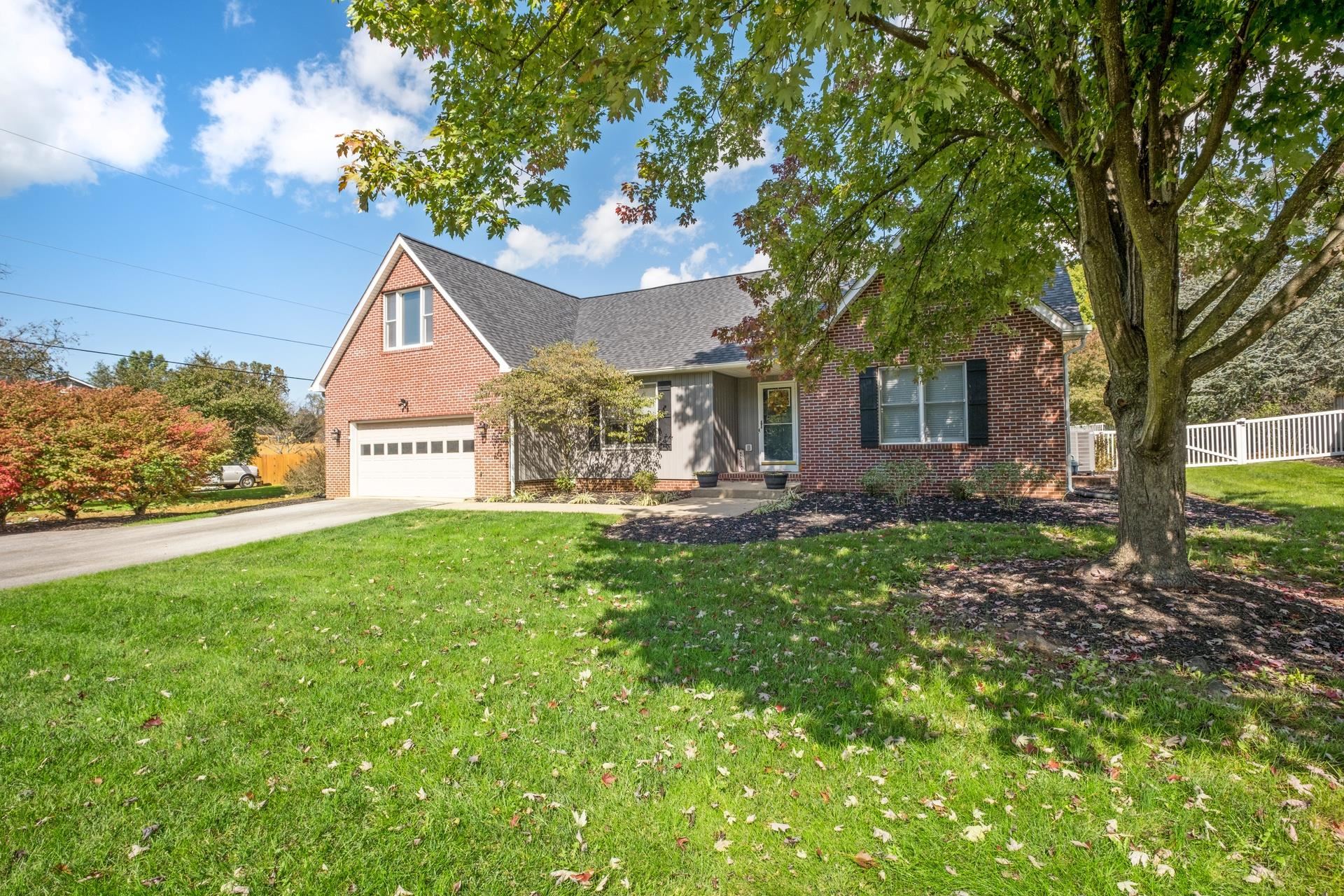 2404 DAVIS RD