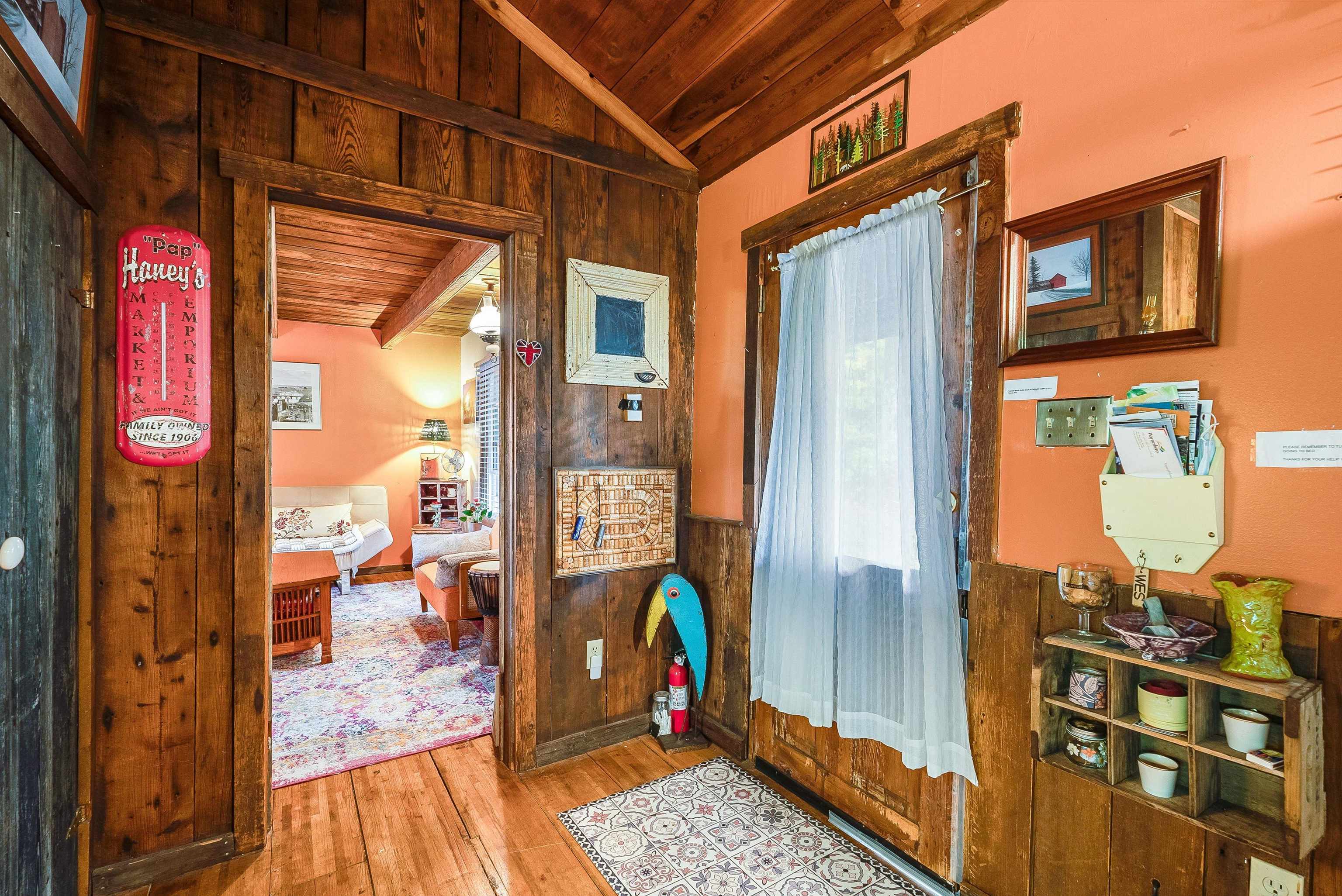 2811 AFTON MOUNTAIN RD