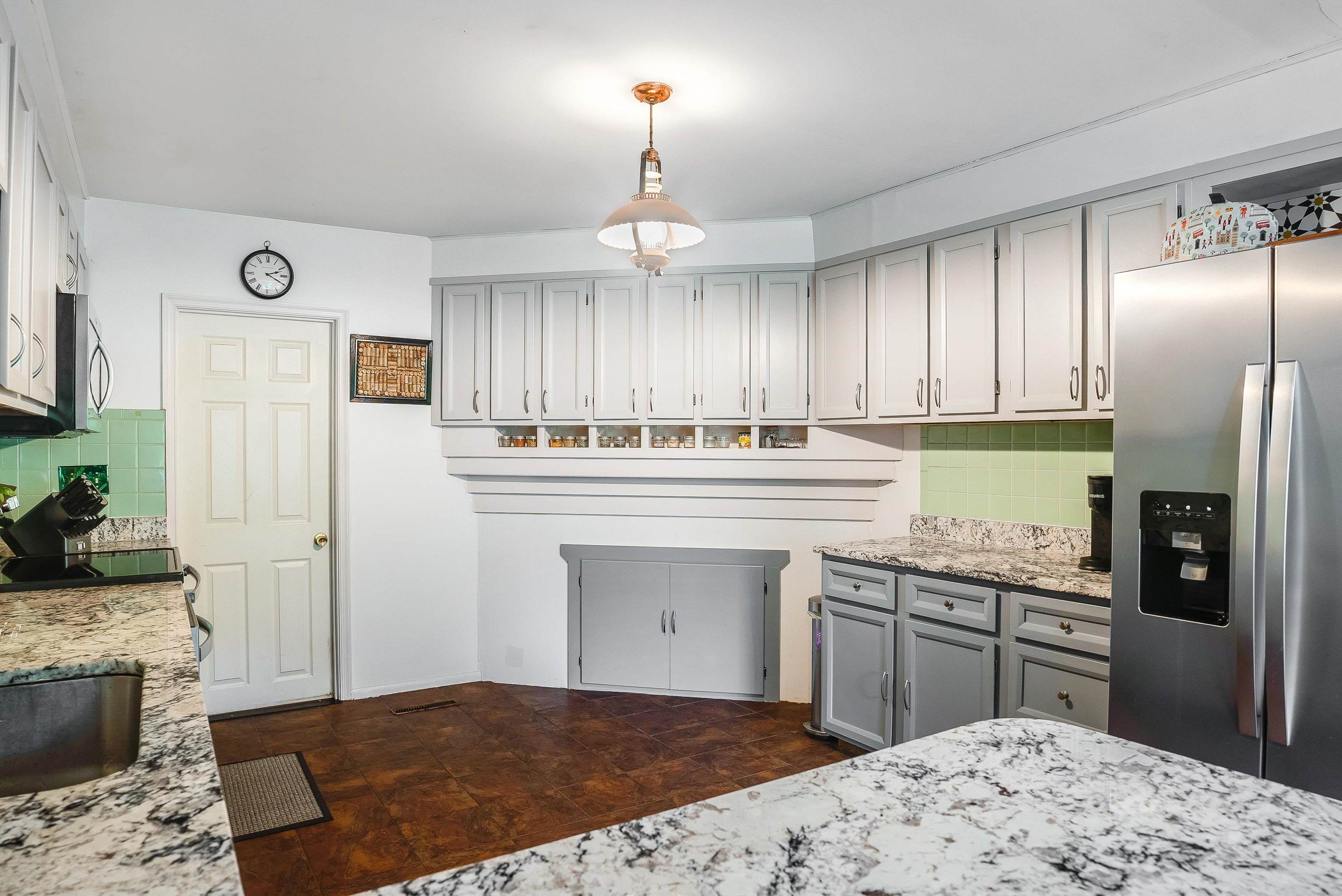 2811 AFTON MOUNTAIN RD
