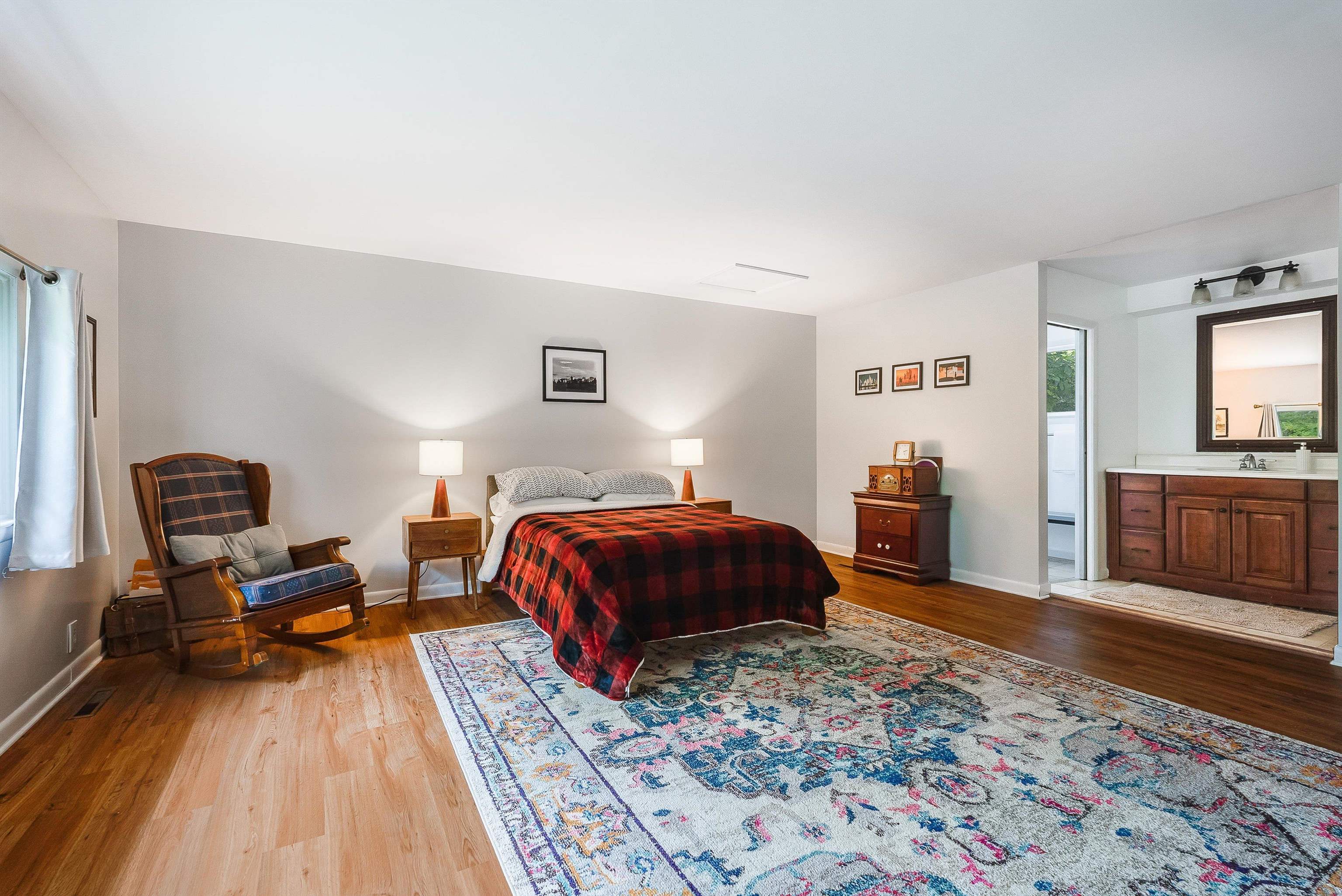 2811 AFTON MOUNTAIN RD