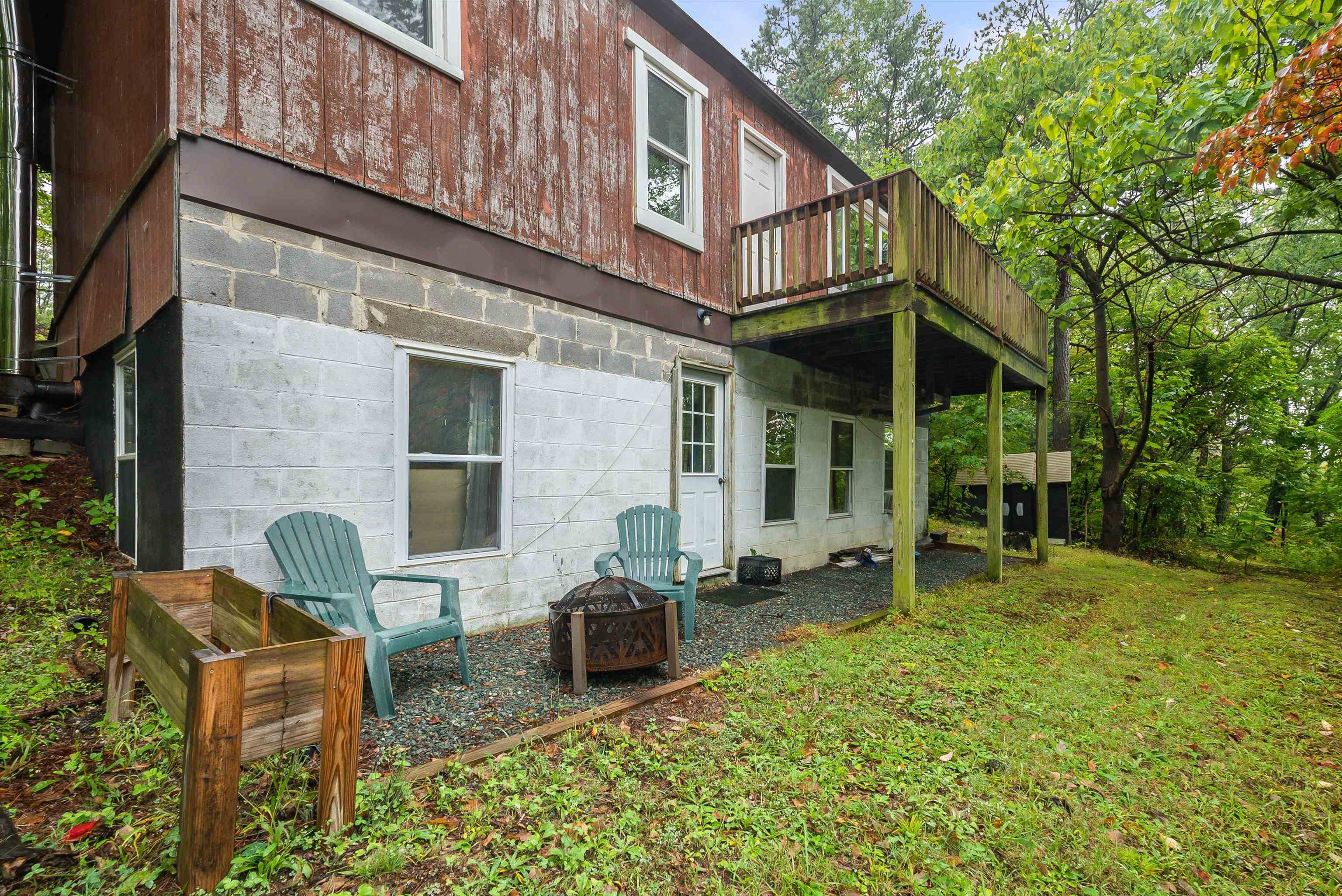 2811 AFTON MOUNTAIN RD