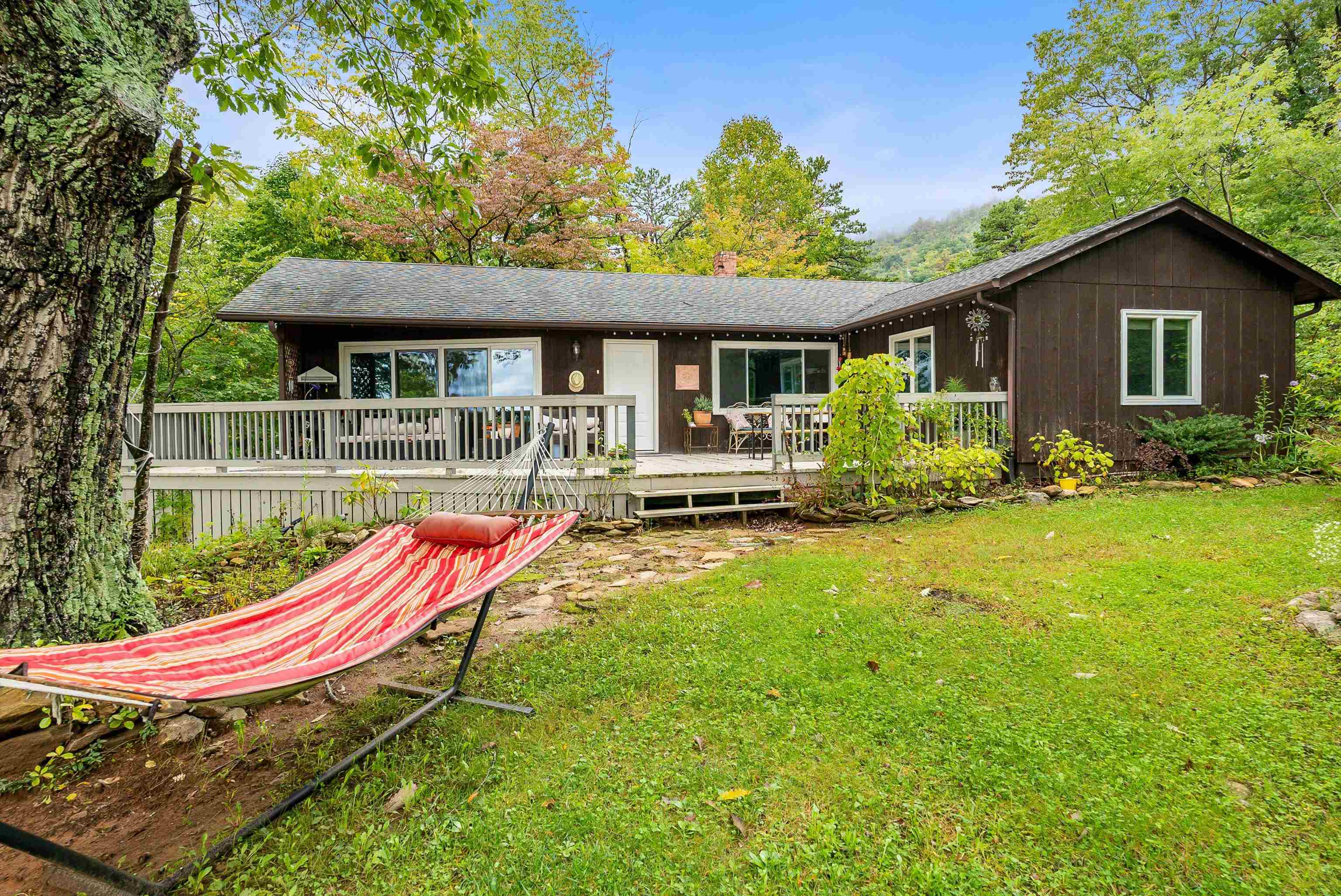 2811 AFTON MOUNTAIN RD