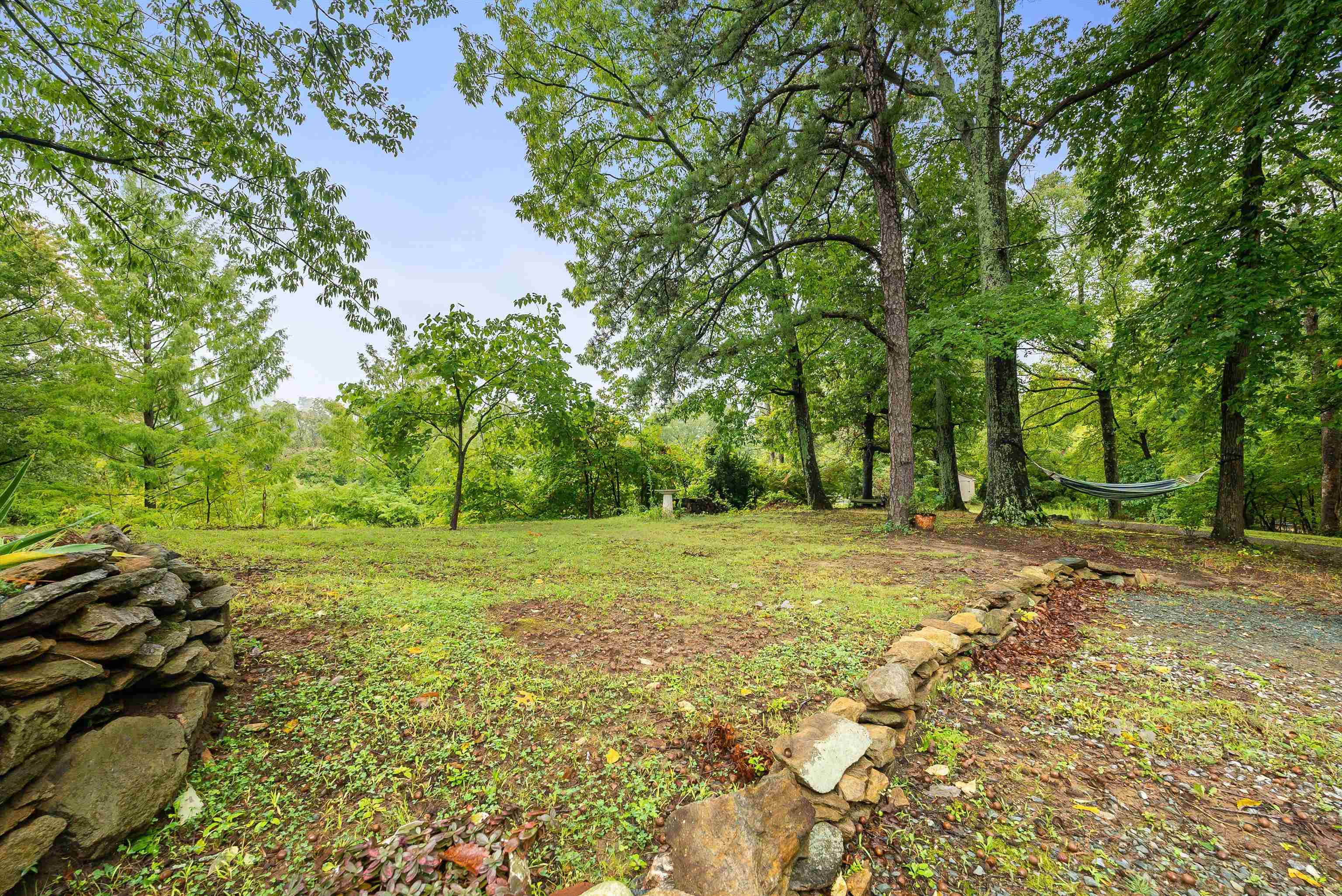 2811 AFTON MOUNTAIN RD
