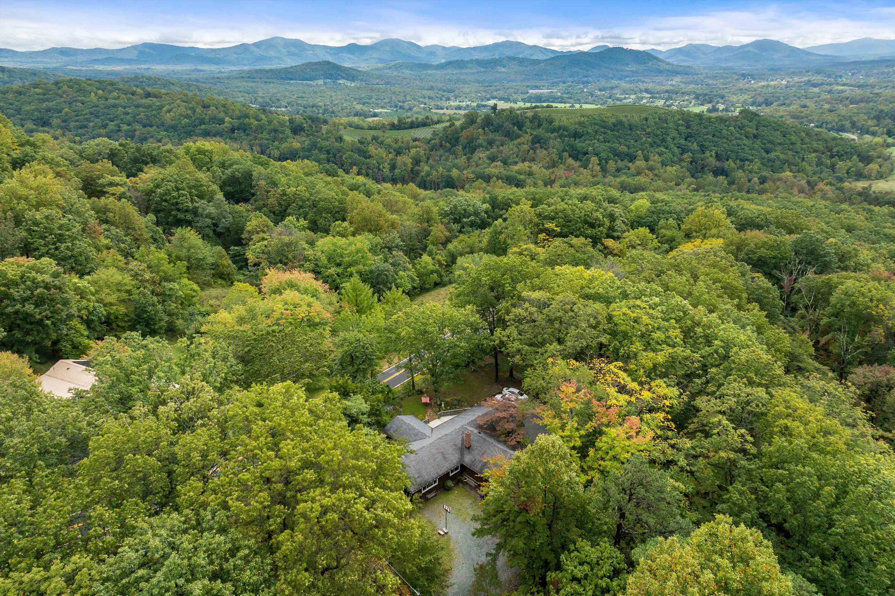 2811 AFTON MOUNTAIN RD