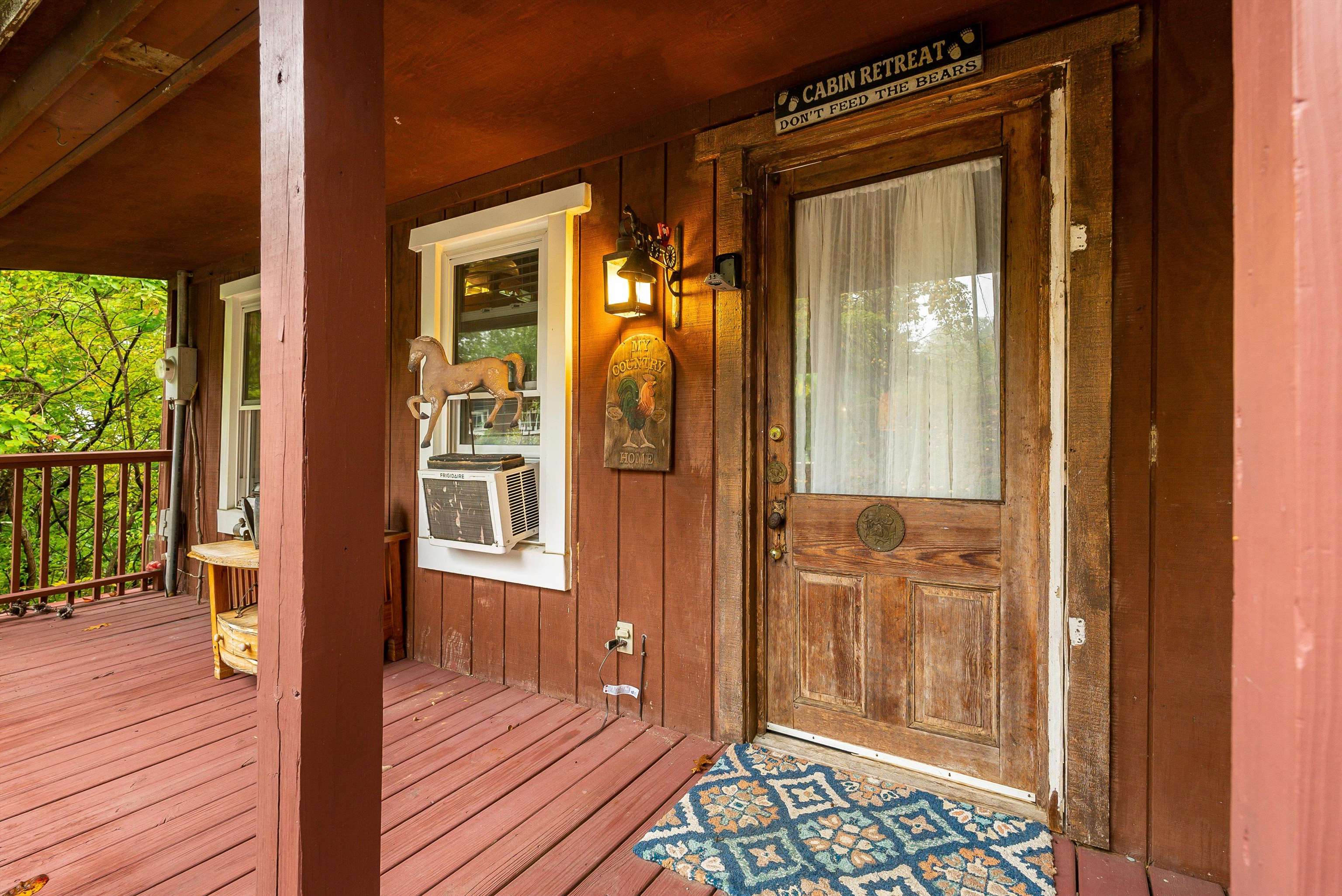 2811 AFTON MOUNTAIN RD