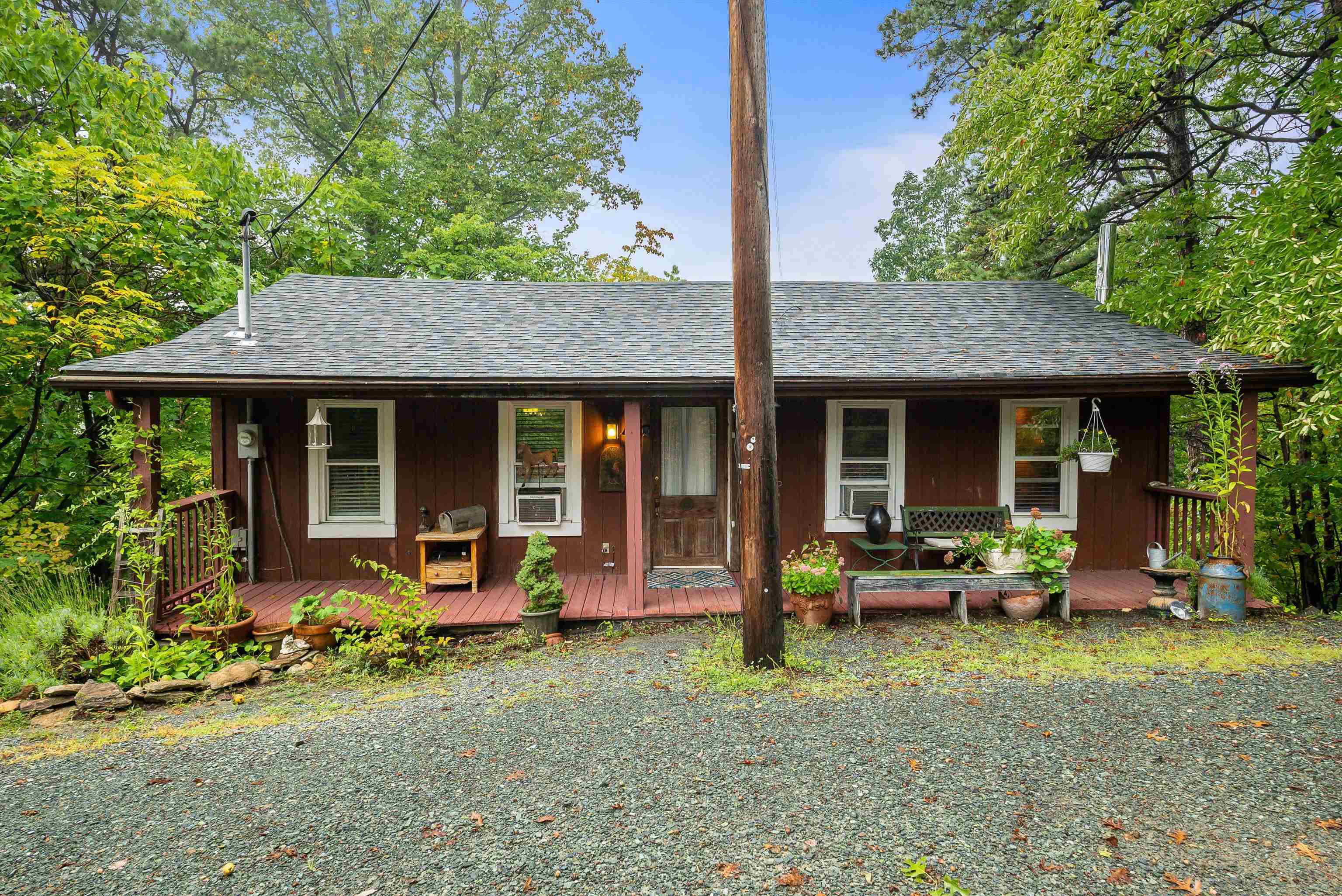 2811 AFTON MOUNTAIN RD