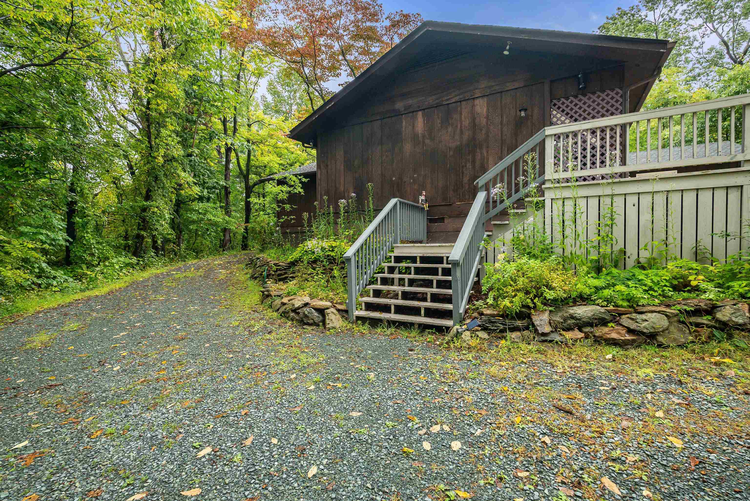 2811 AFTON MOUNTAIN RD