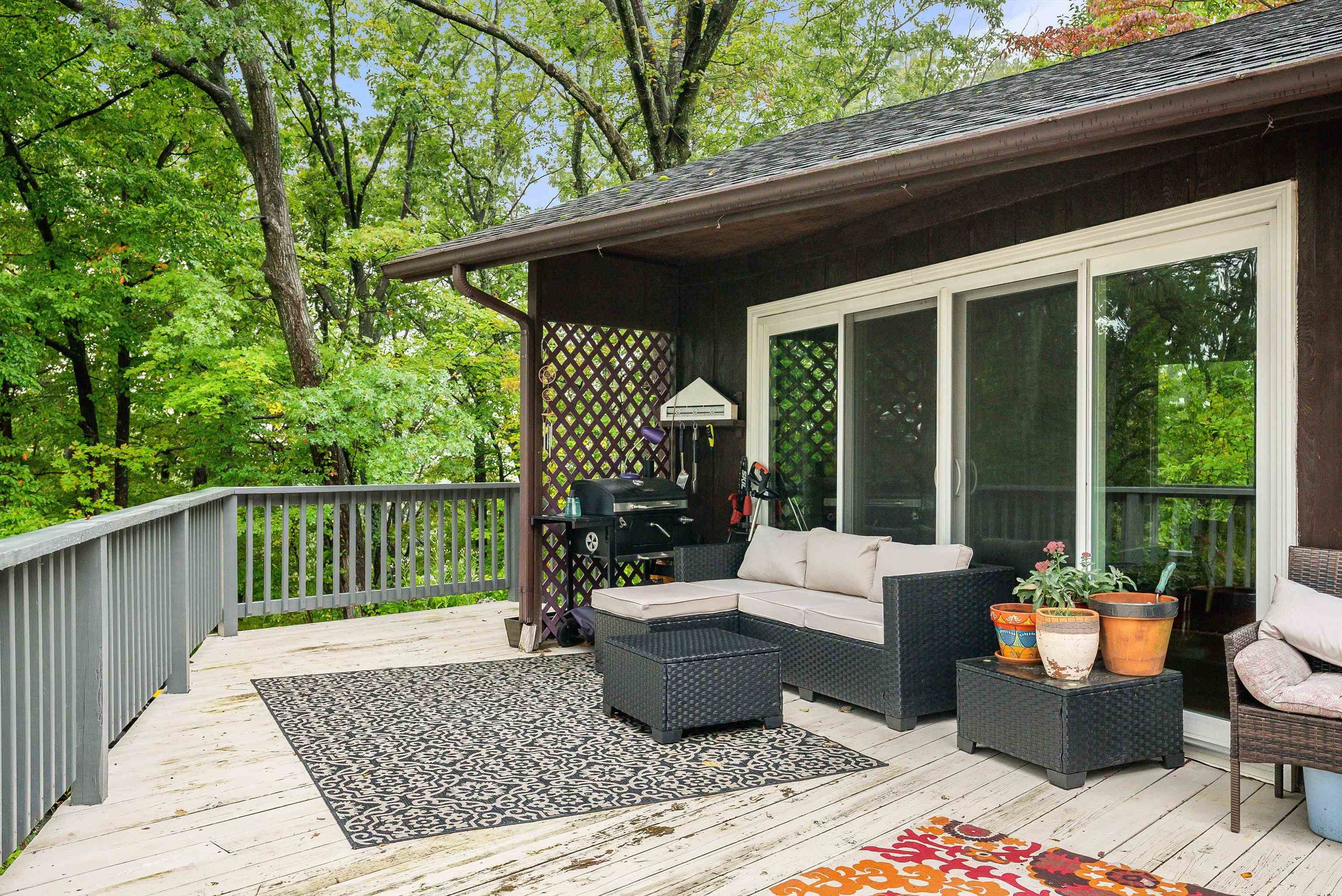 2811 AFTON MOUNTAIN RD