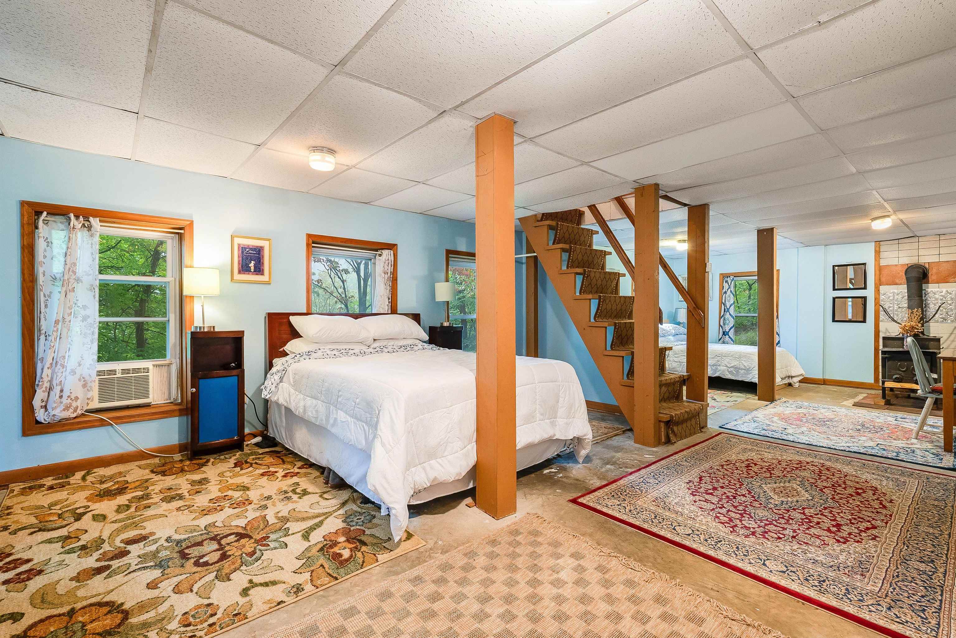 2811 AFTON MOUNTAIN RD