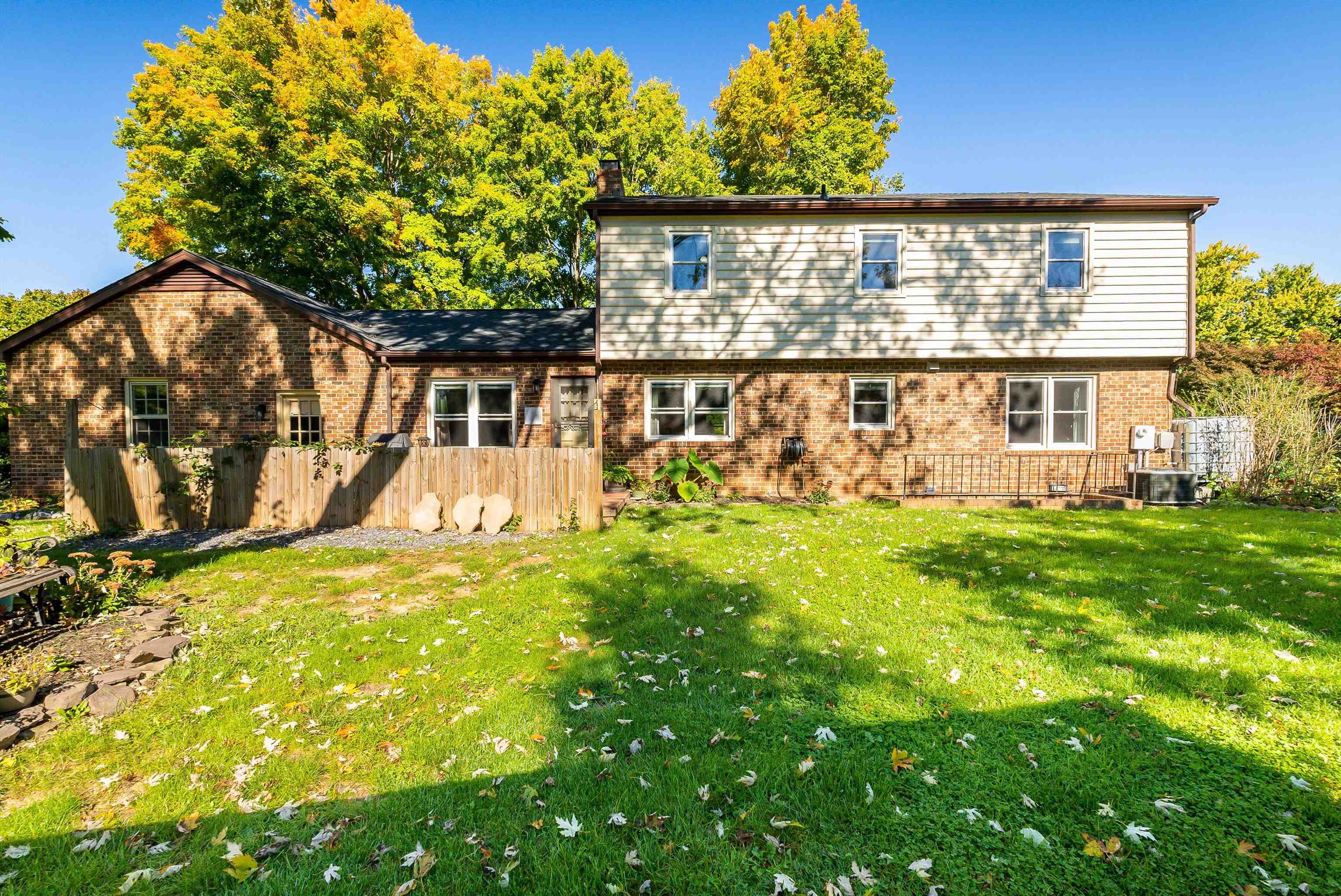 200 PELHAM DR