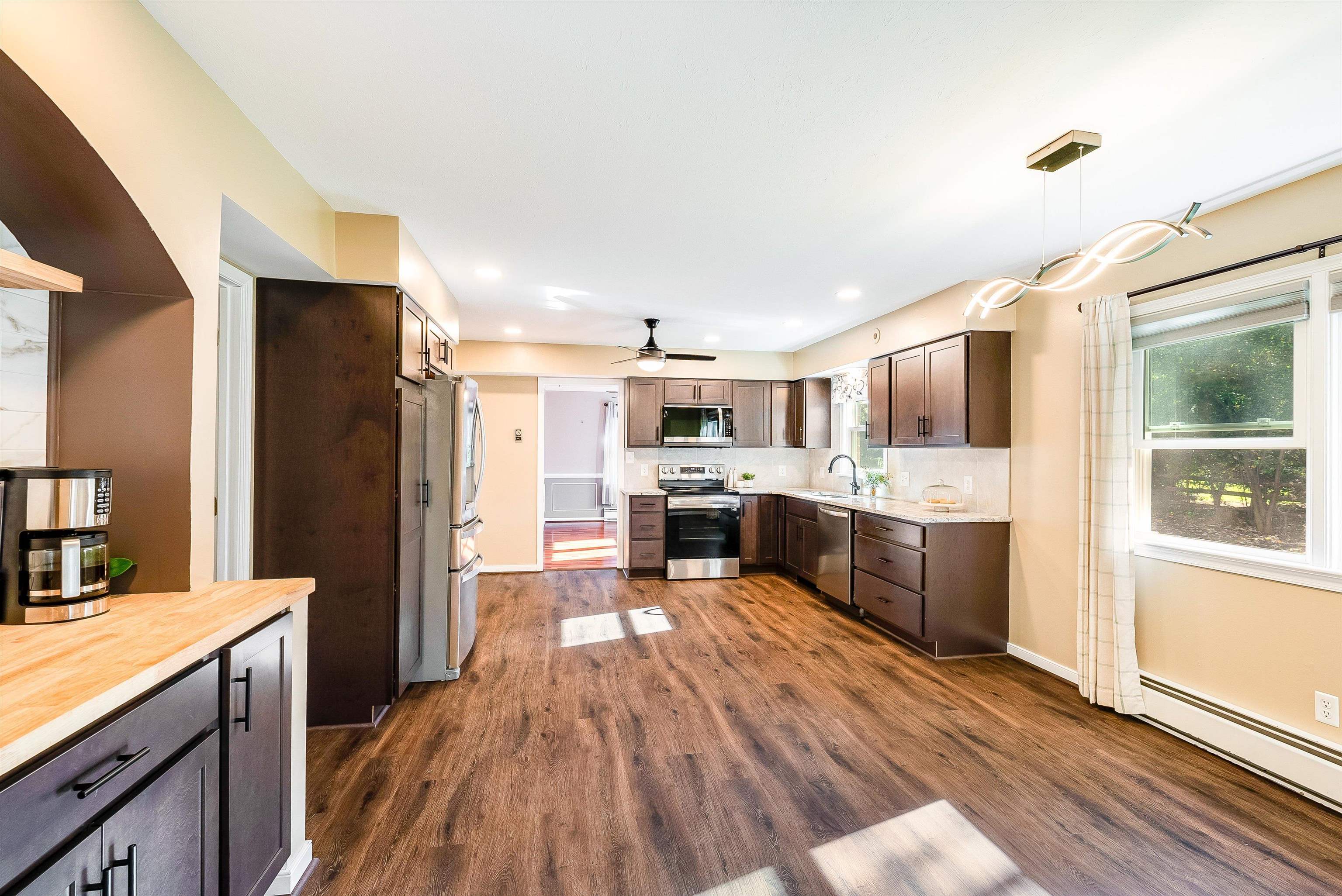 200 PELHAM DR