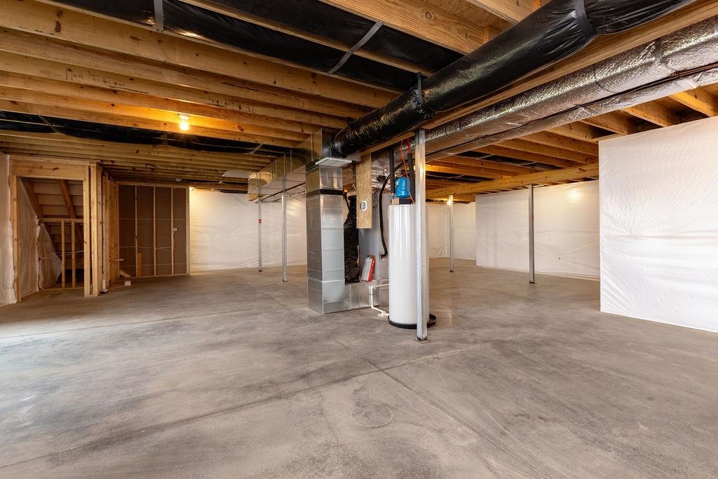 204 LINDBURGH DR